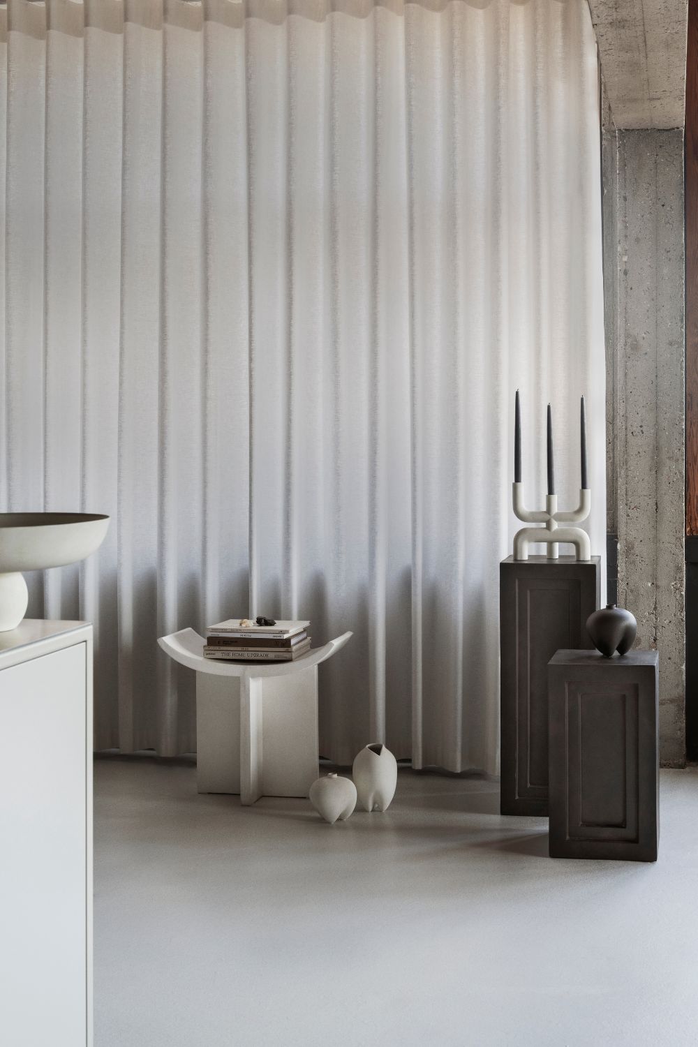 Cobra Candle Holder Bone White | 101 Copenhagen | Home of Solinfo