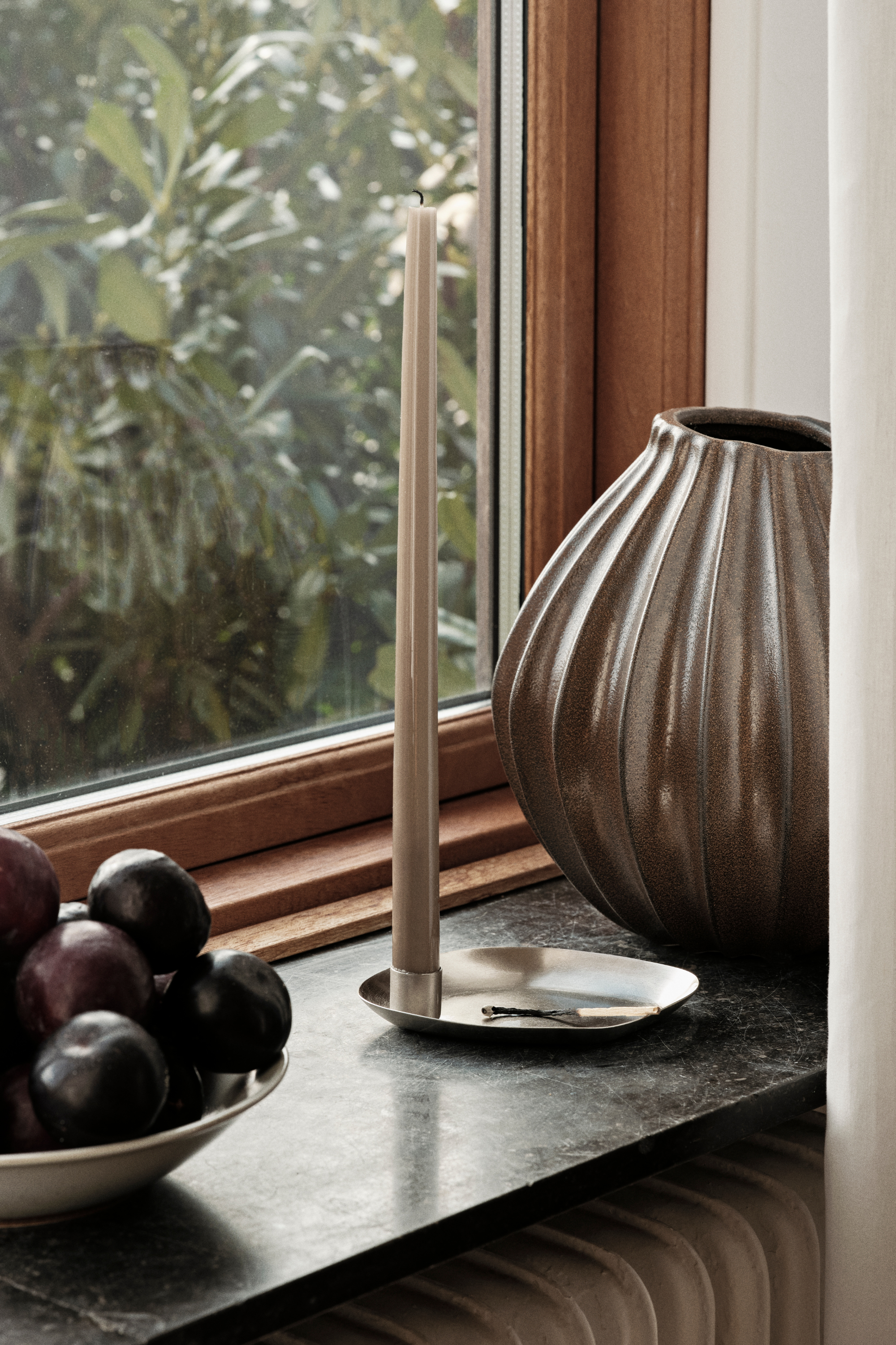 Mie Candle Holder M silver