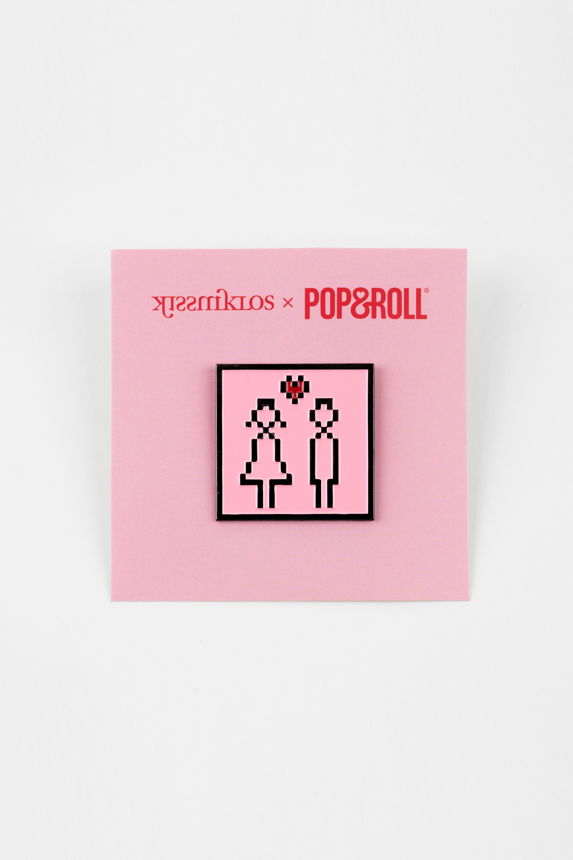 LOVE IS LOVE Boy-Girl kitűző