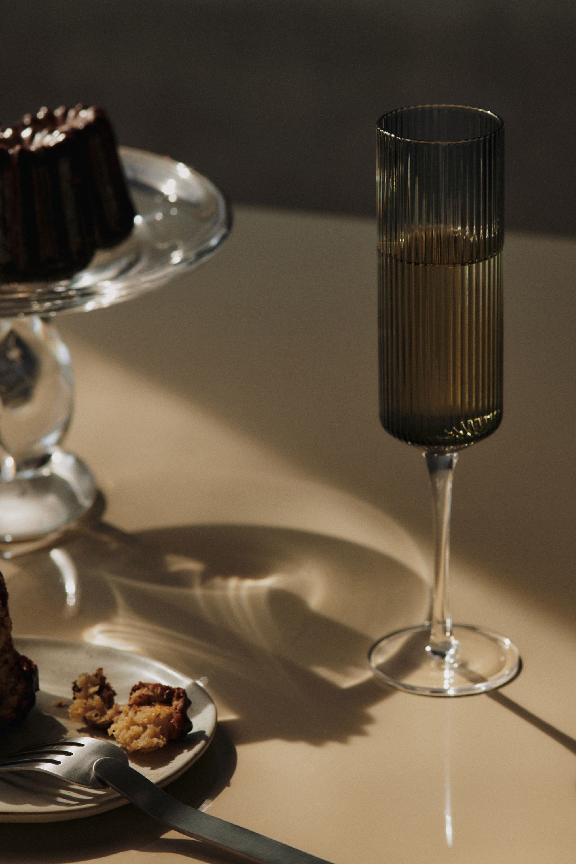 Ripple pezsgőspoharak, 2 db-os szett, füstszürke