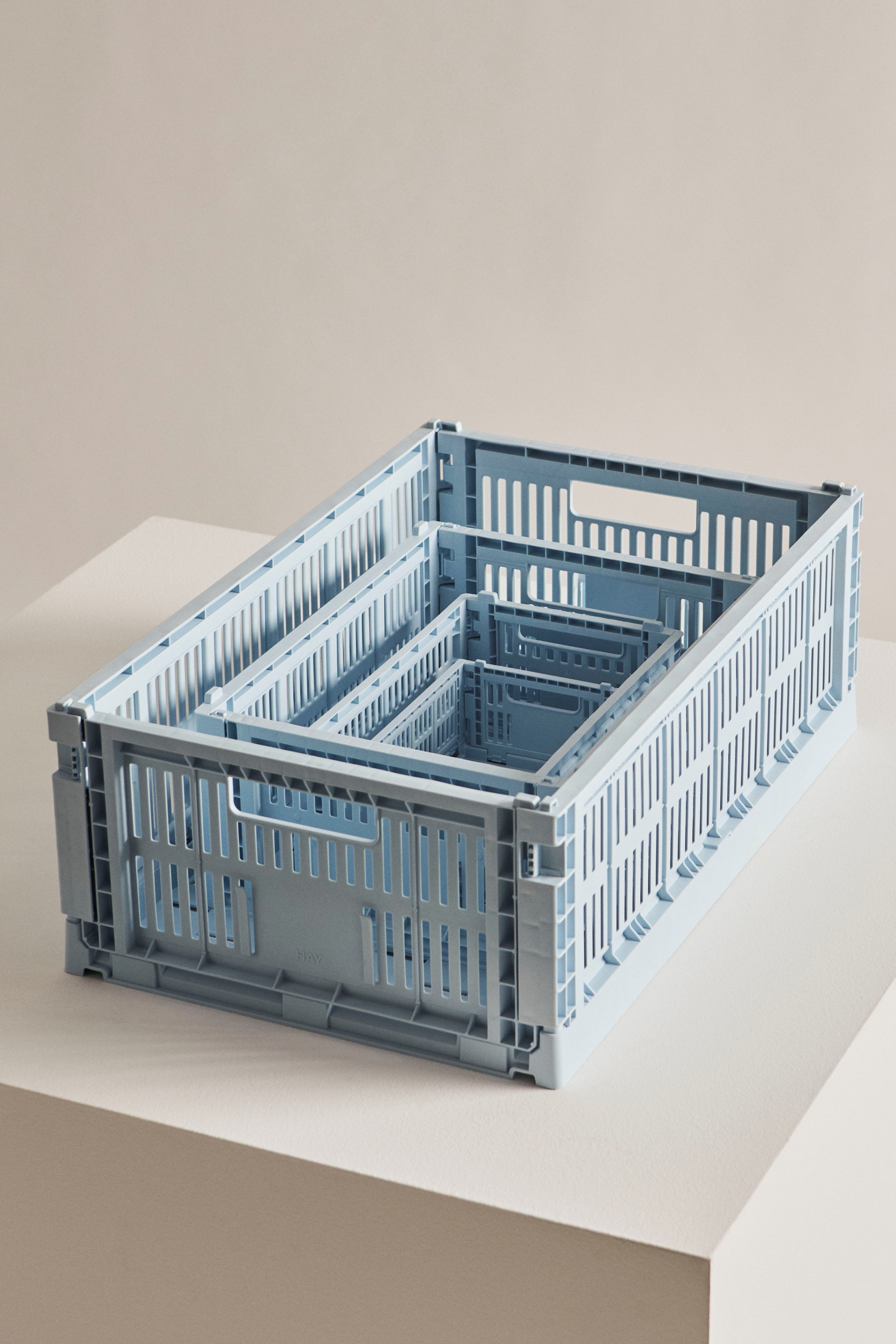 HAY Colour Crate Medium Soft blue | Hay | Home of Solinfo