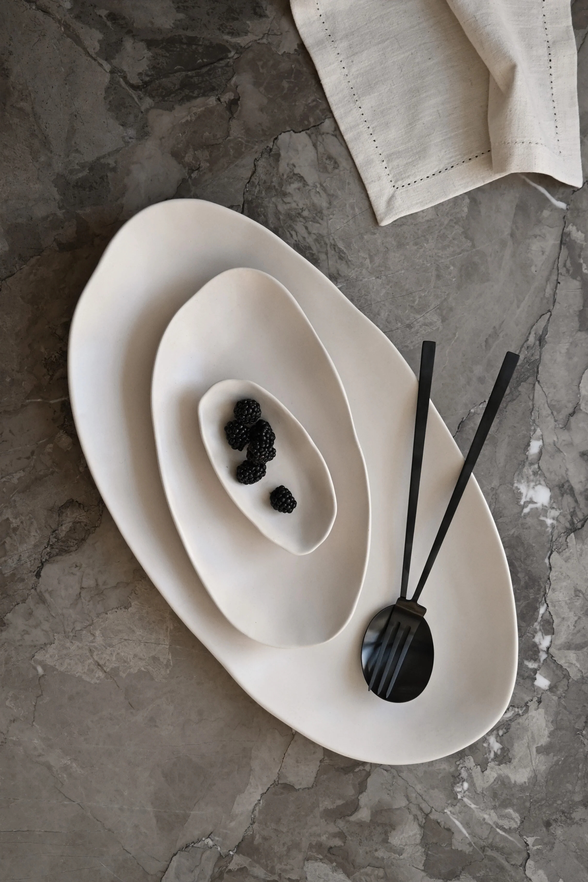 Kogei Salad Servers - Black
