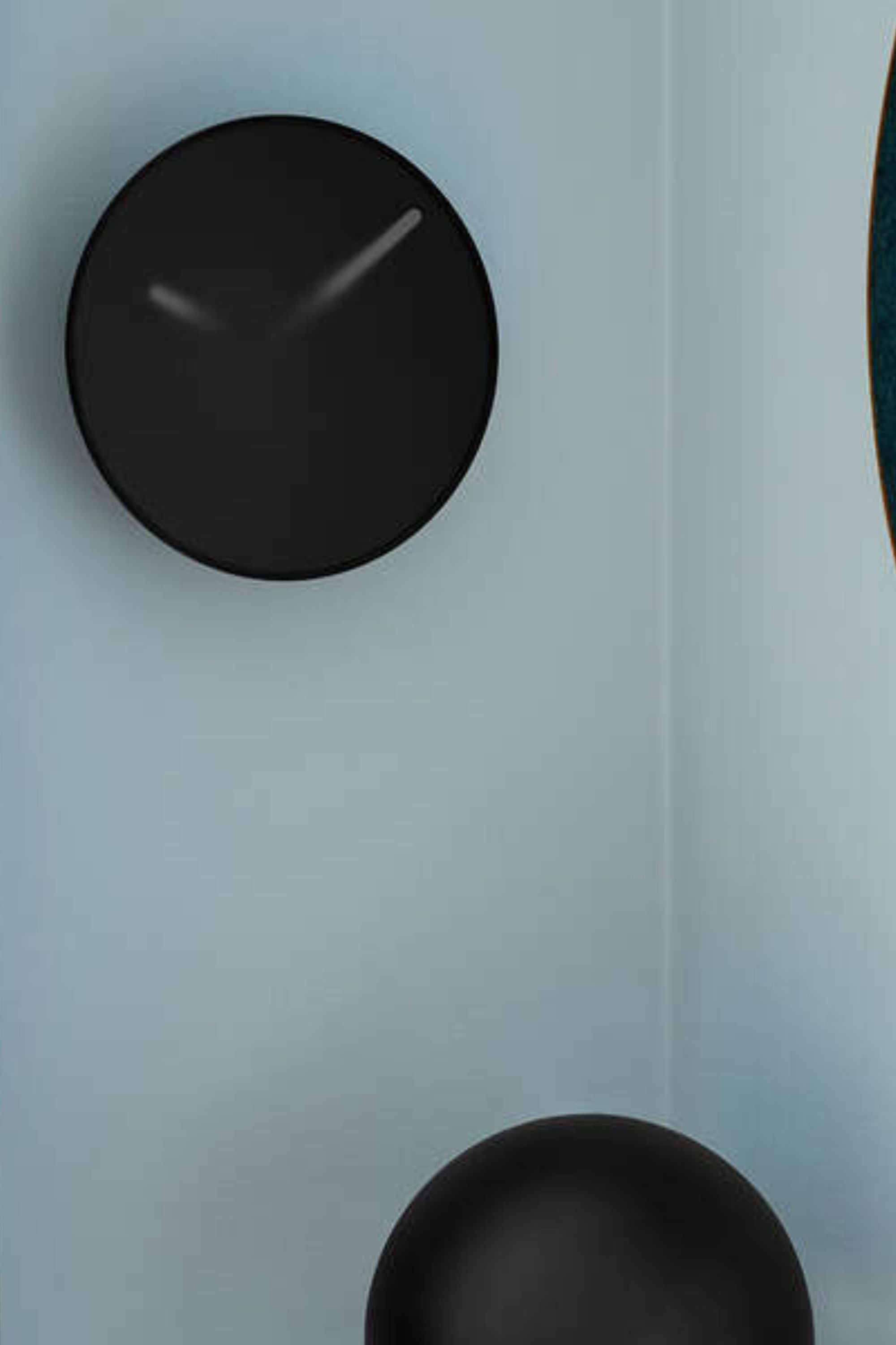 MOMENTT Wall Clock Black