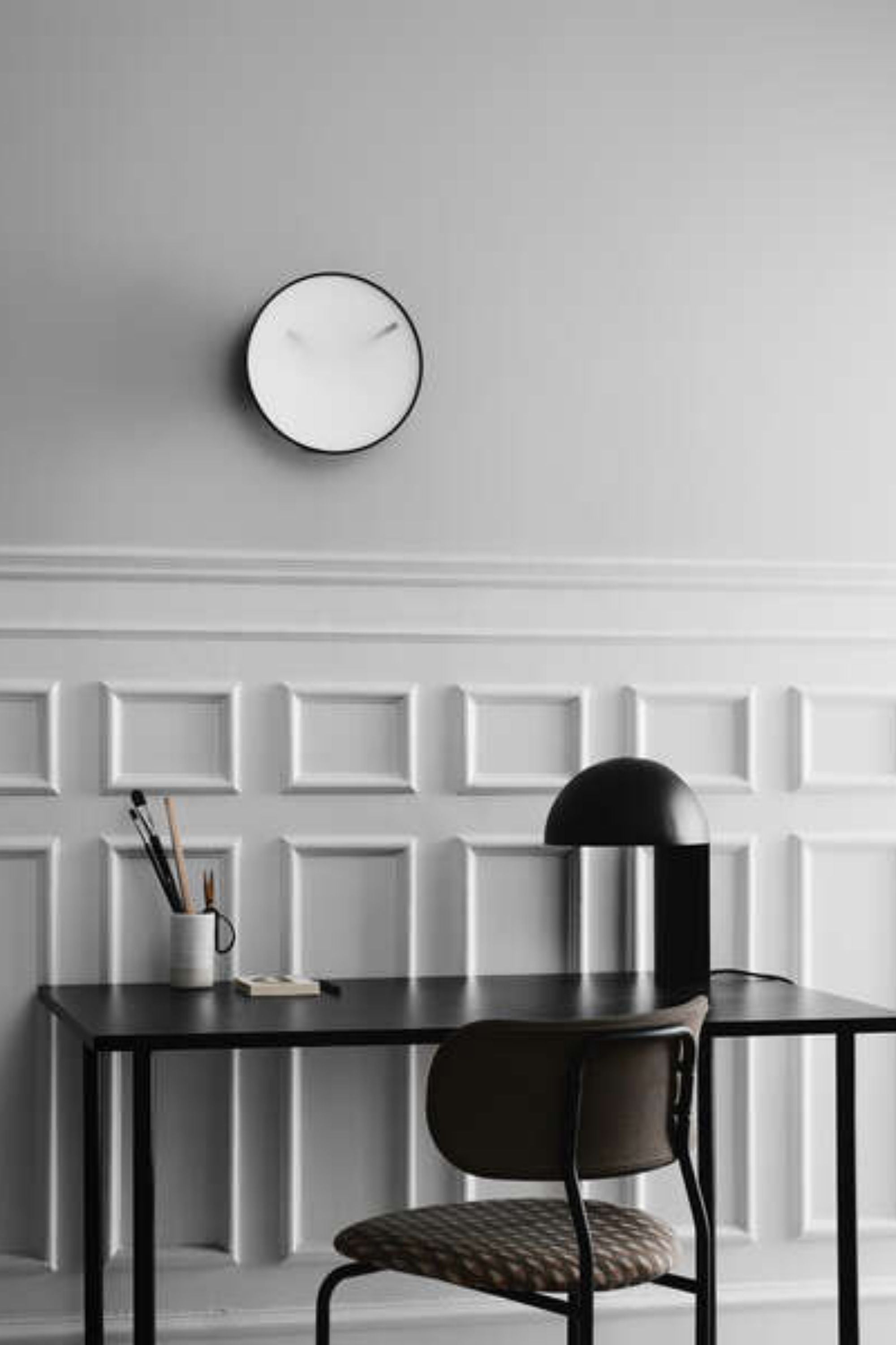 MOMENTT Wall Clock White