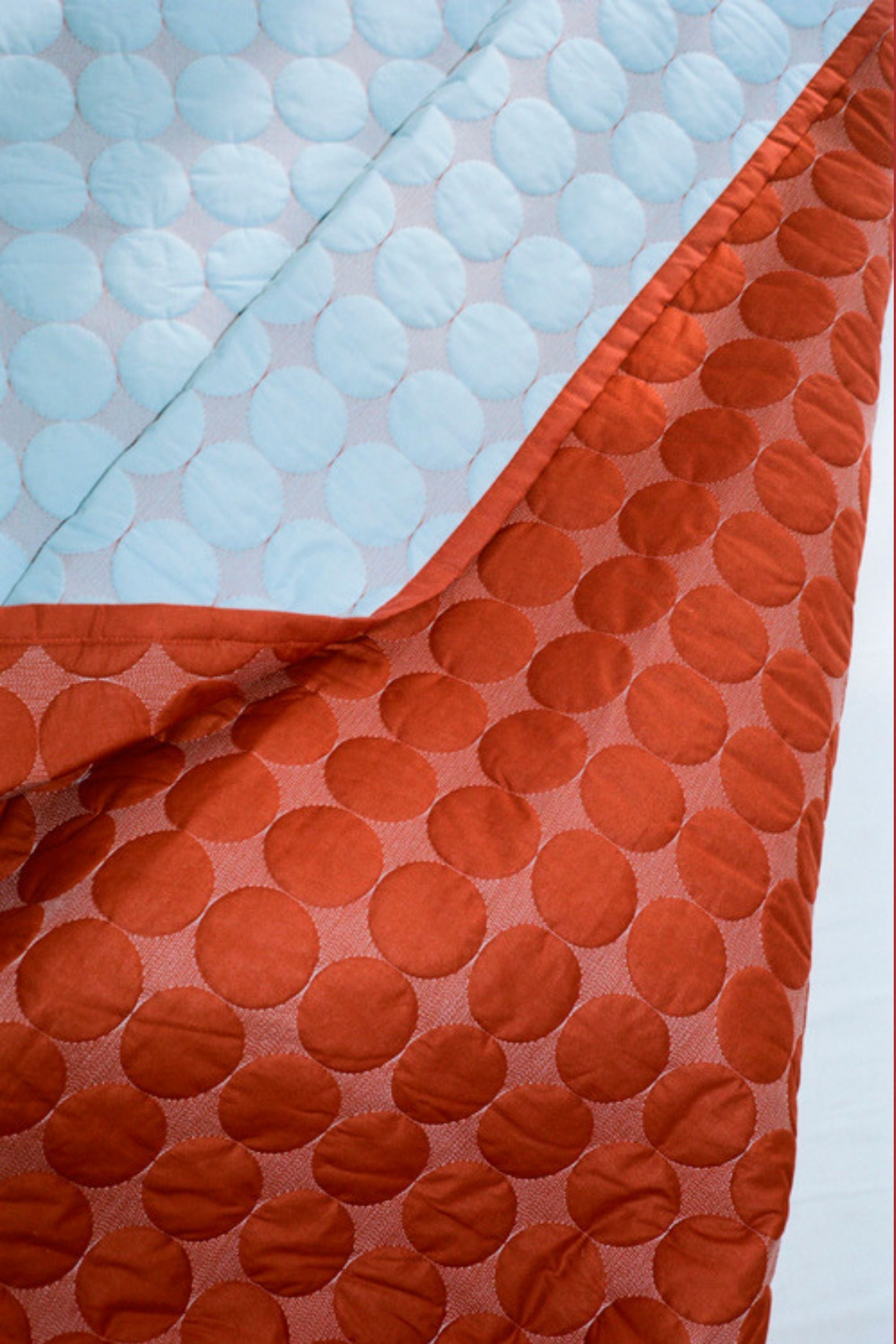 Mega Dot 235 x 245 Light blue