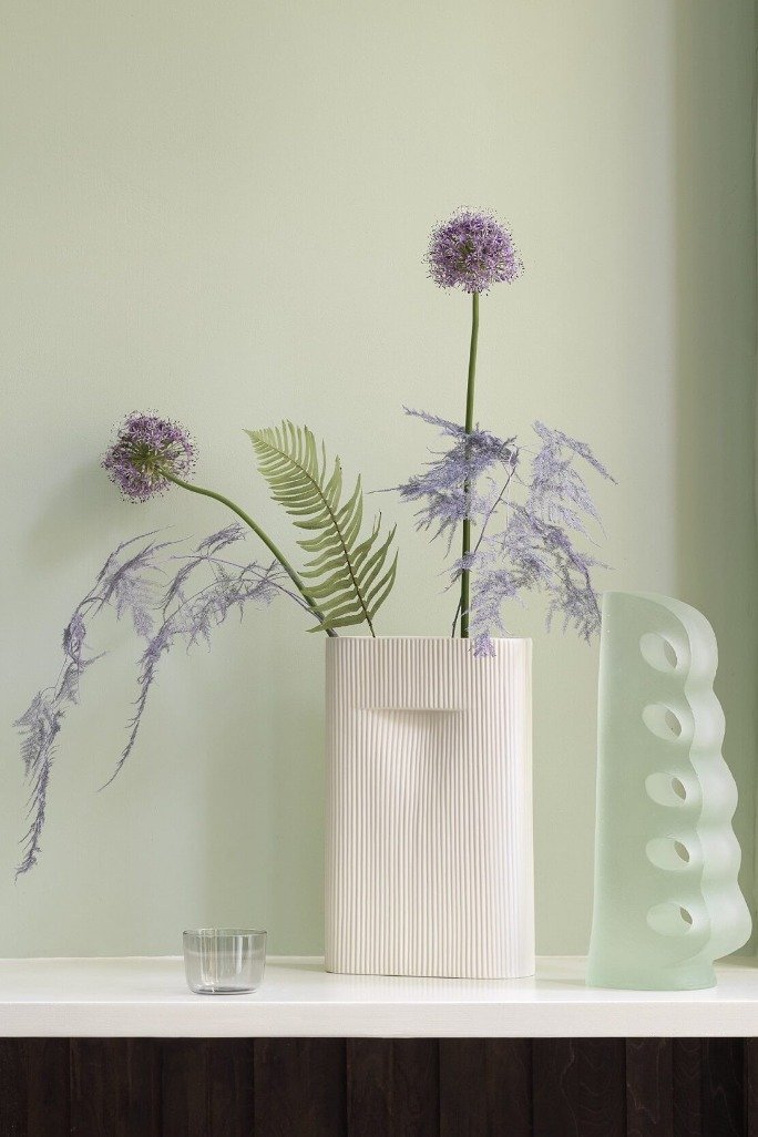 Ridge off white vase 35 cm