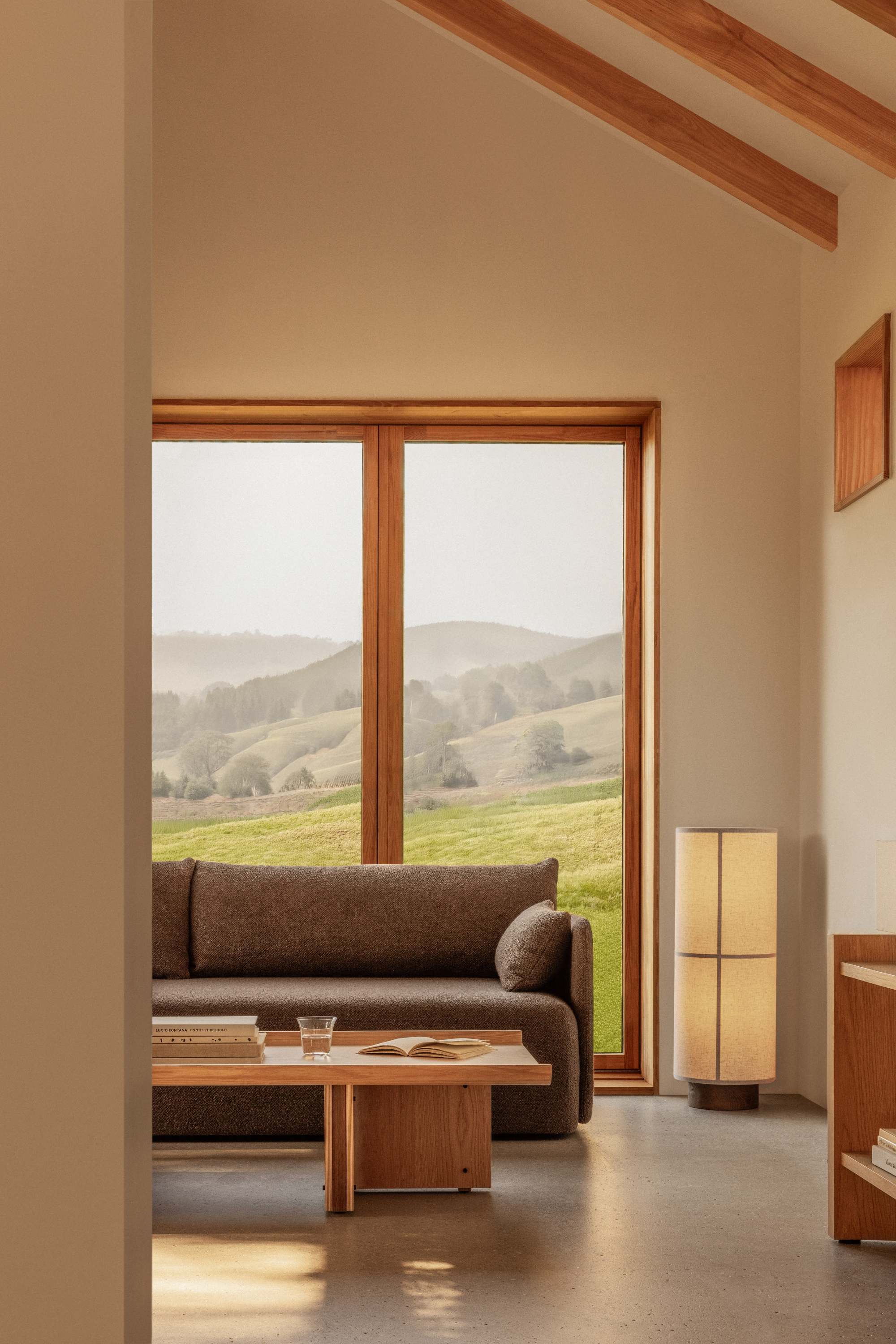 Hashira Floor Lamp