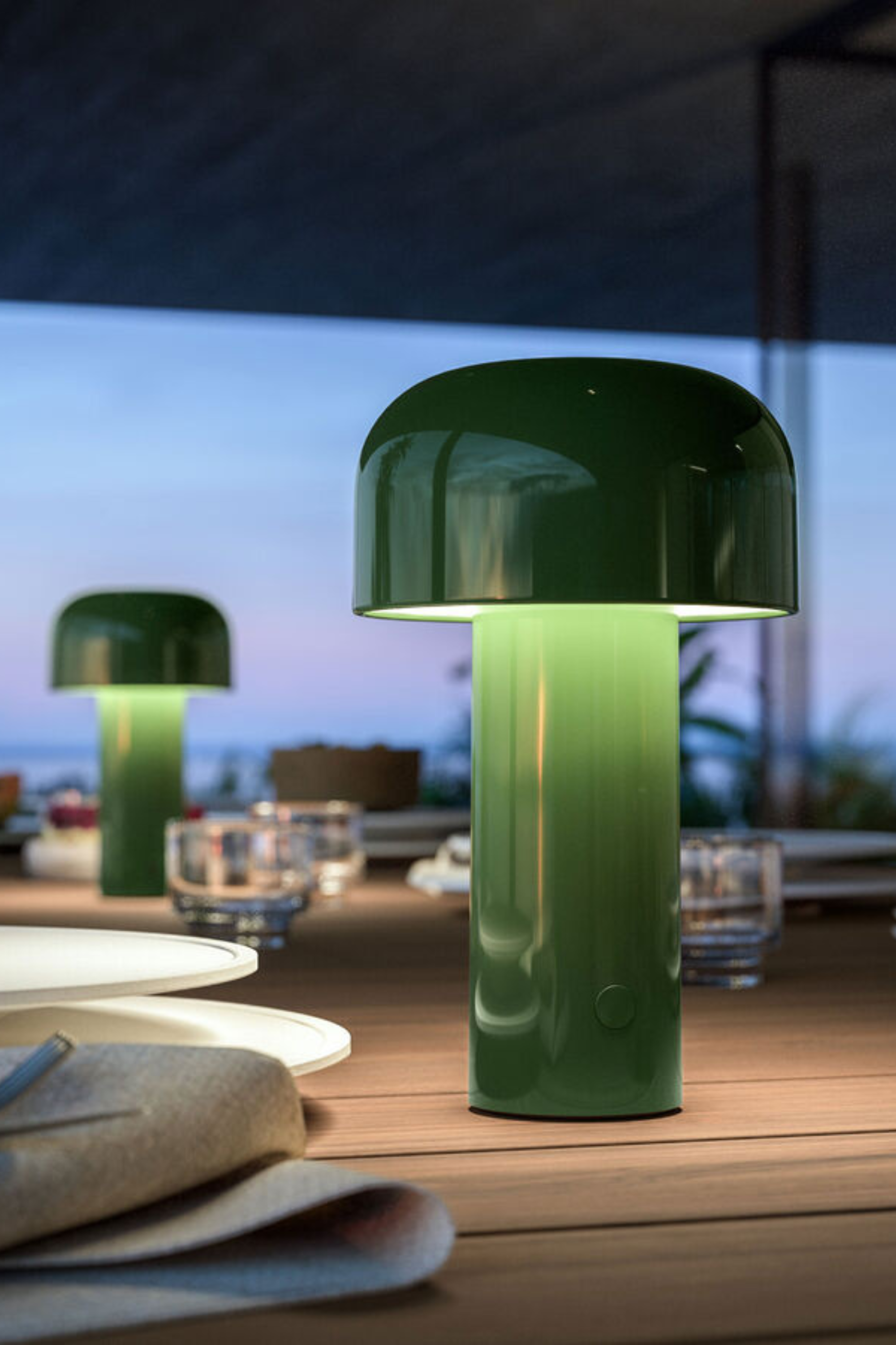 Bellhop Unplugged table lamp, glossy green