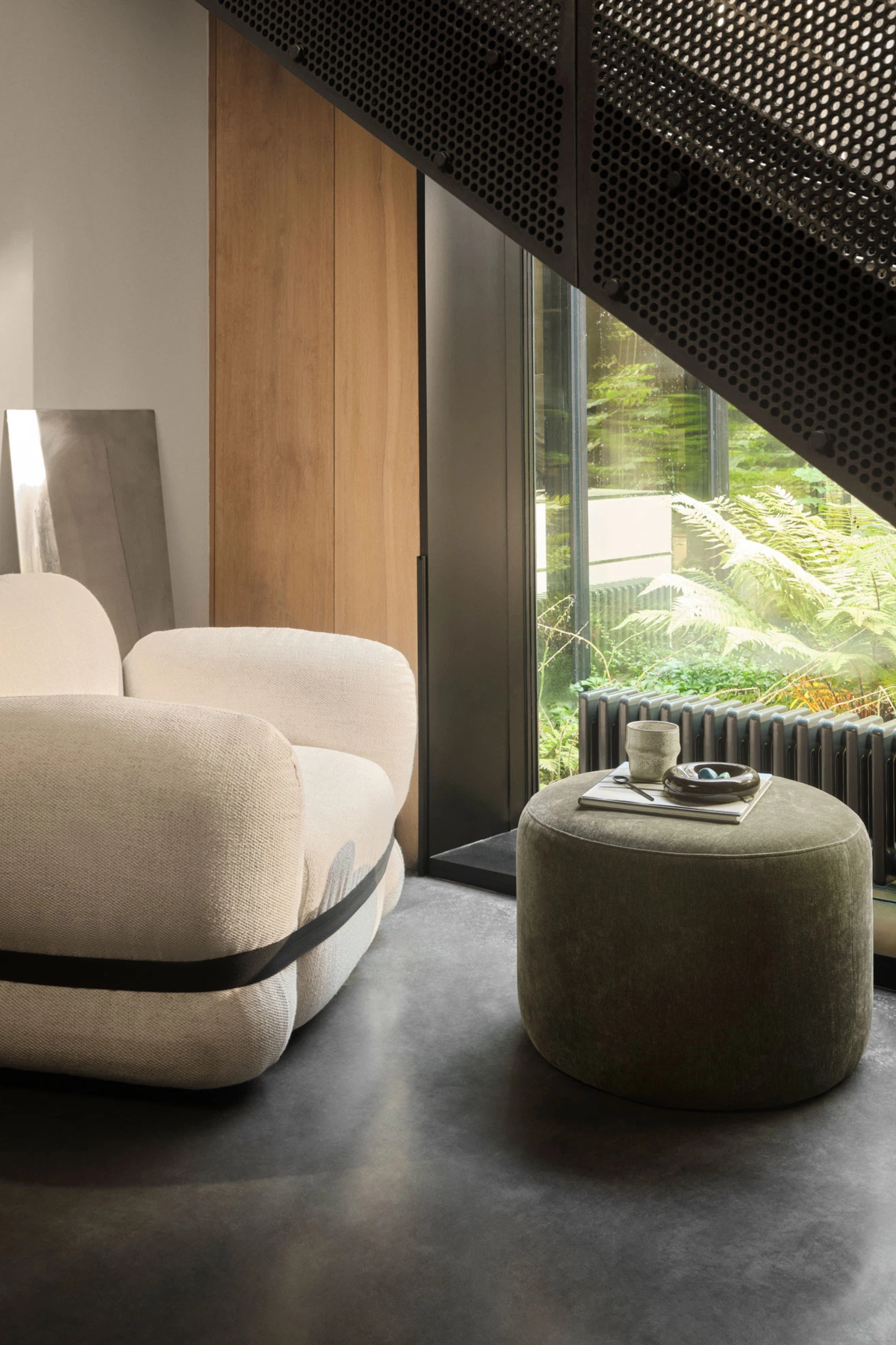 No. 9 Pouf Moss Olive