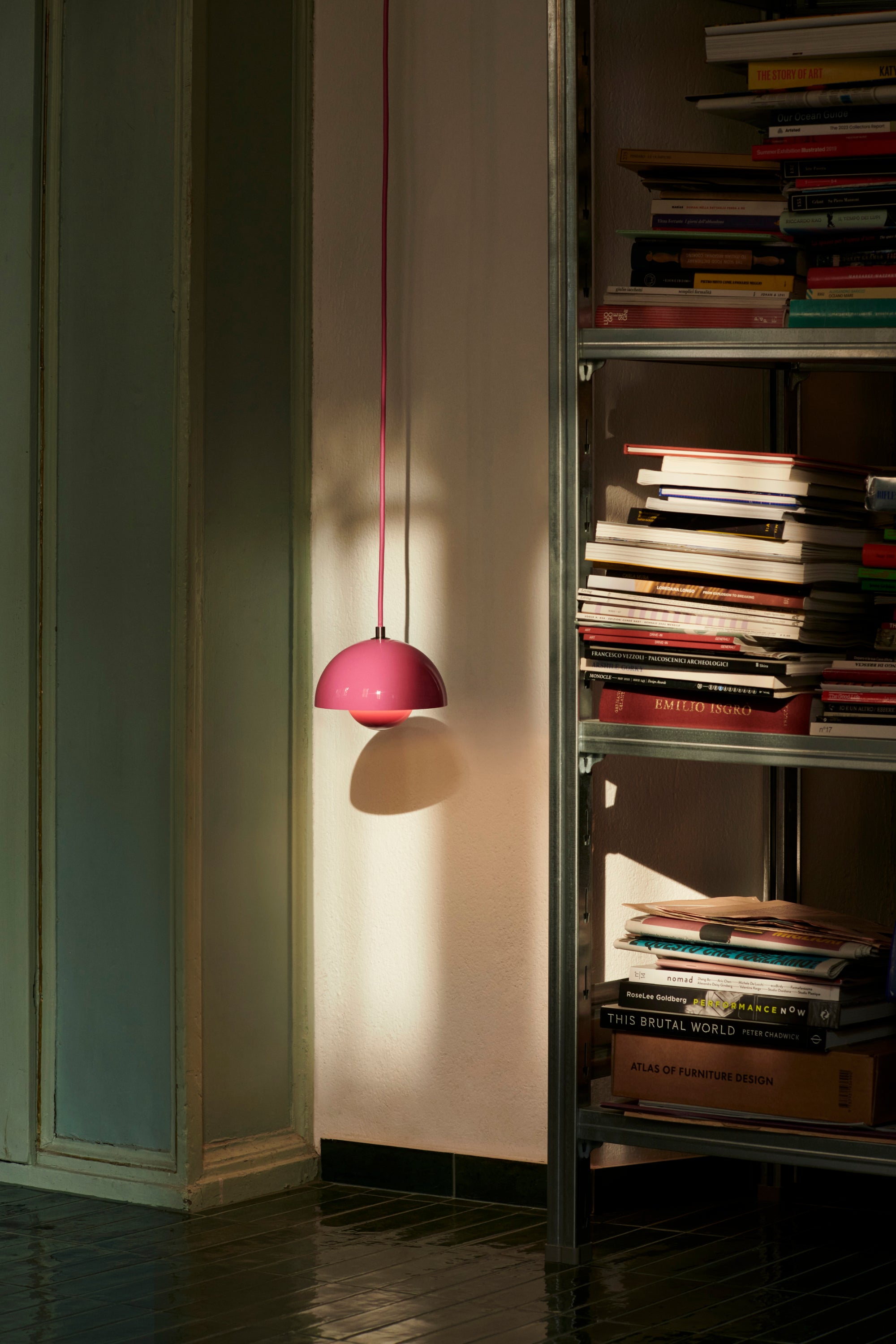 Flowerpot VP10 Pendant Tangy Pink