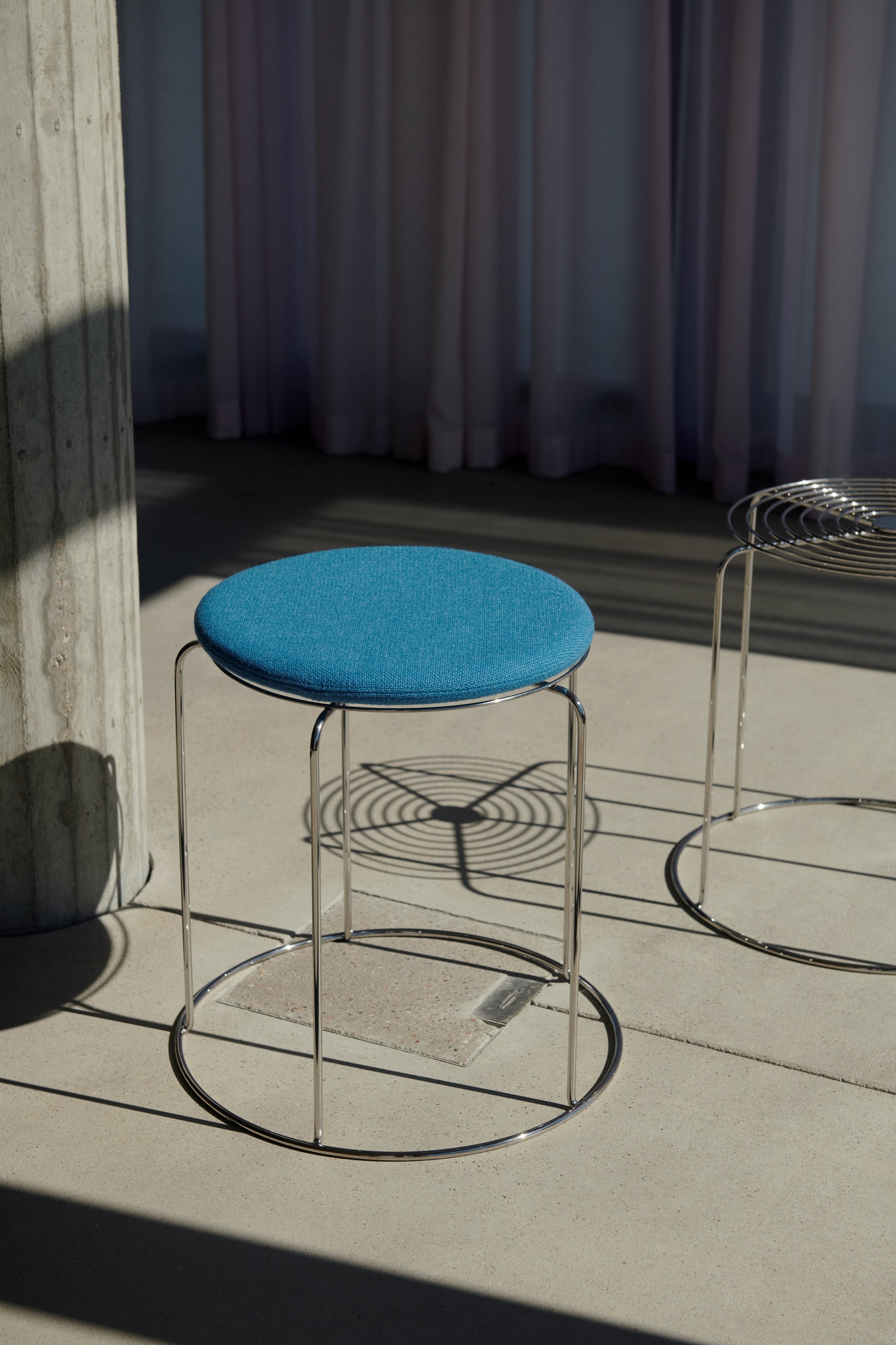 Wire Stool Seat Pad VP11 Hallingdal 723 | &Tradition | Home of Solinfo |