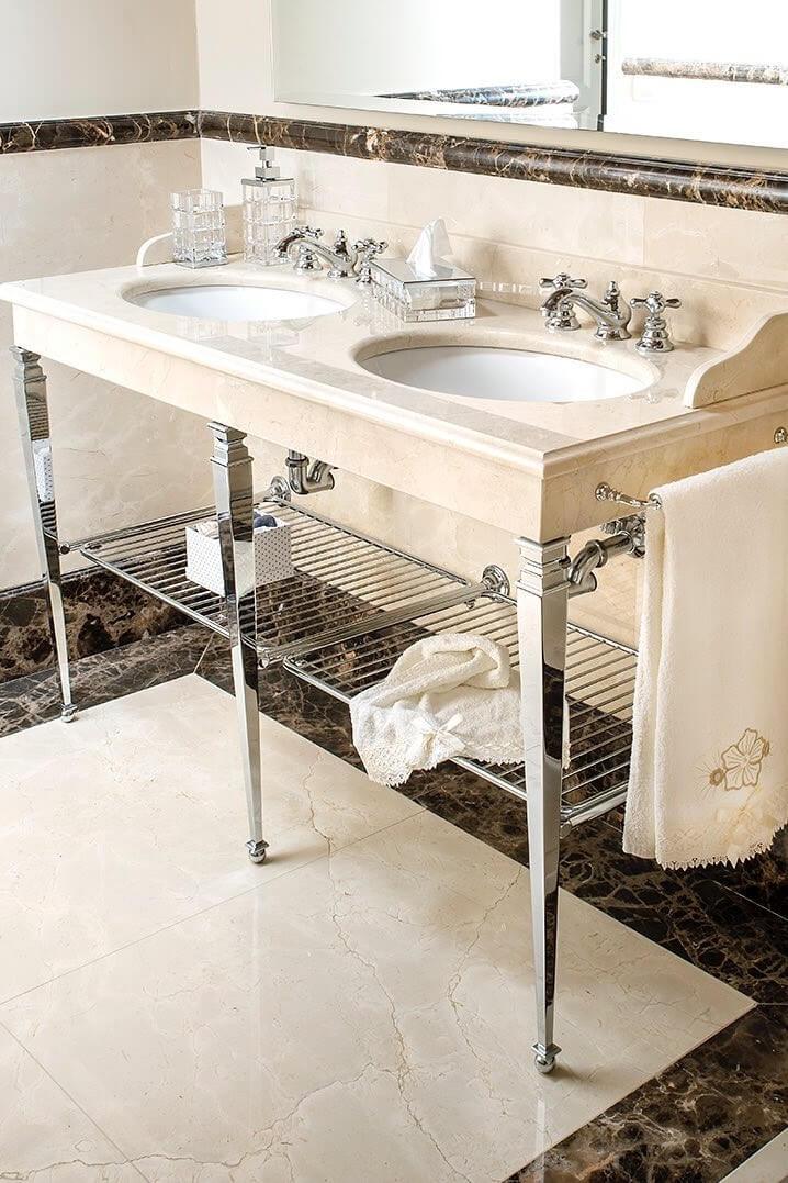Palace Toilet Brush | Treesseci | Home of Solinfo