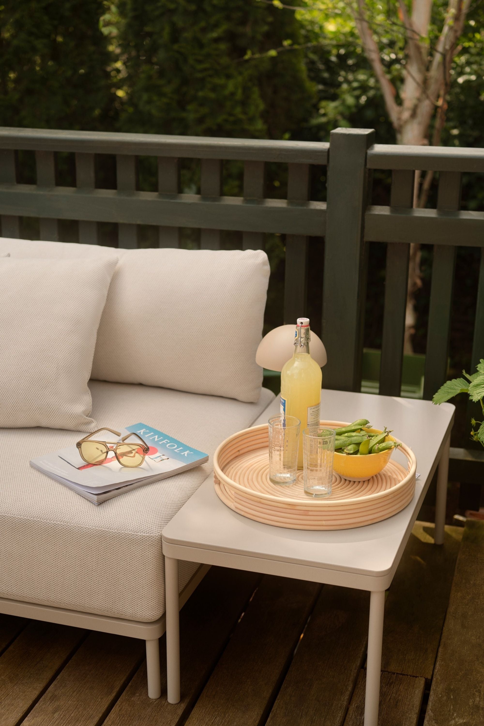 Vincent kültéri dohányzóasztal