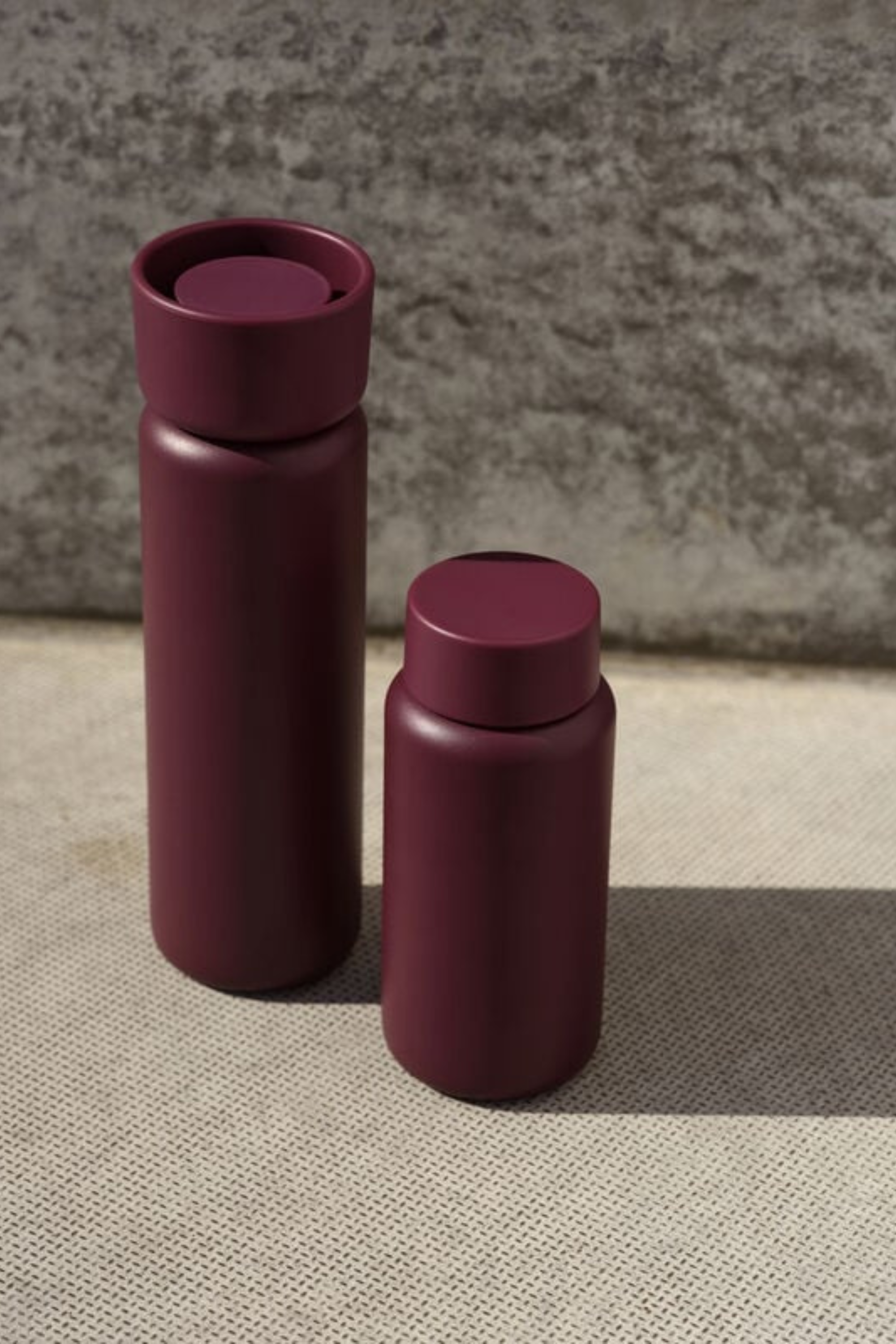 Singles Thermo mug with two lids mulberry
