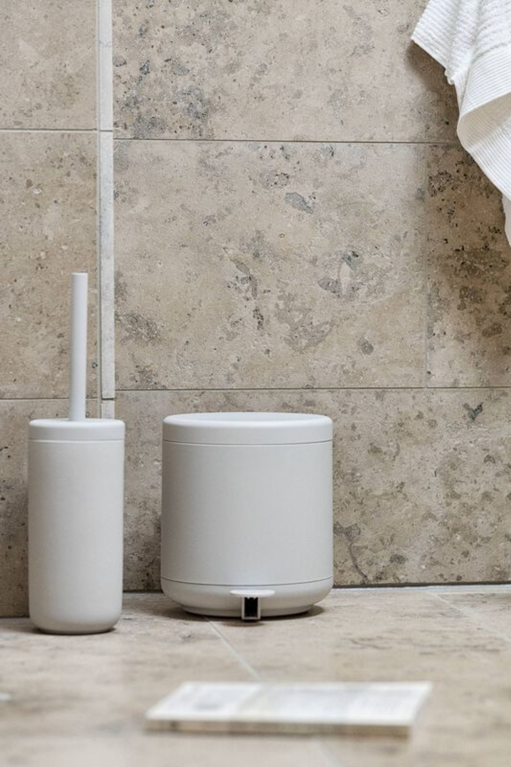 Ume Toilet Brush soft grey