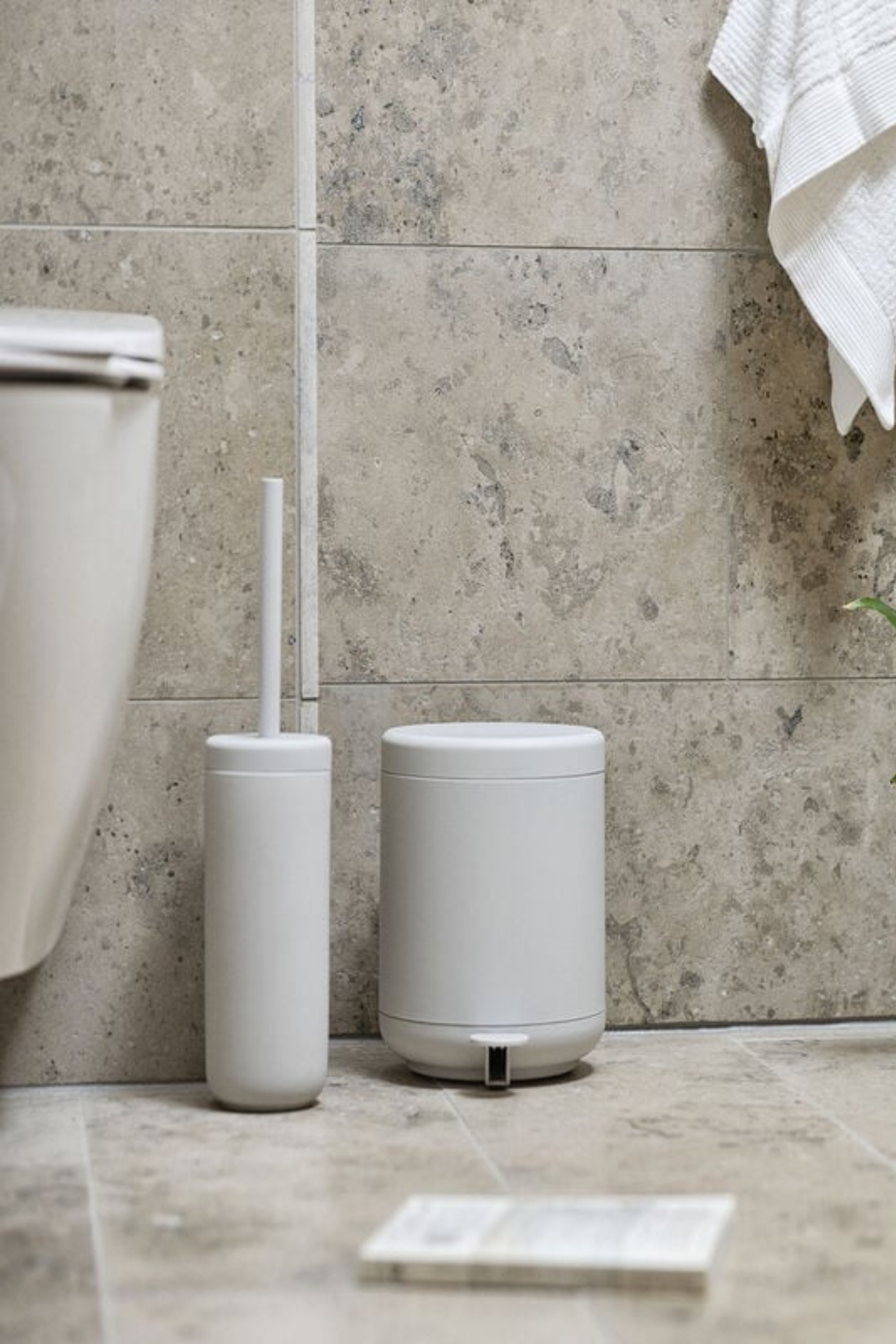 Ume Pedal Bin Soft grey