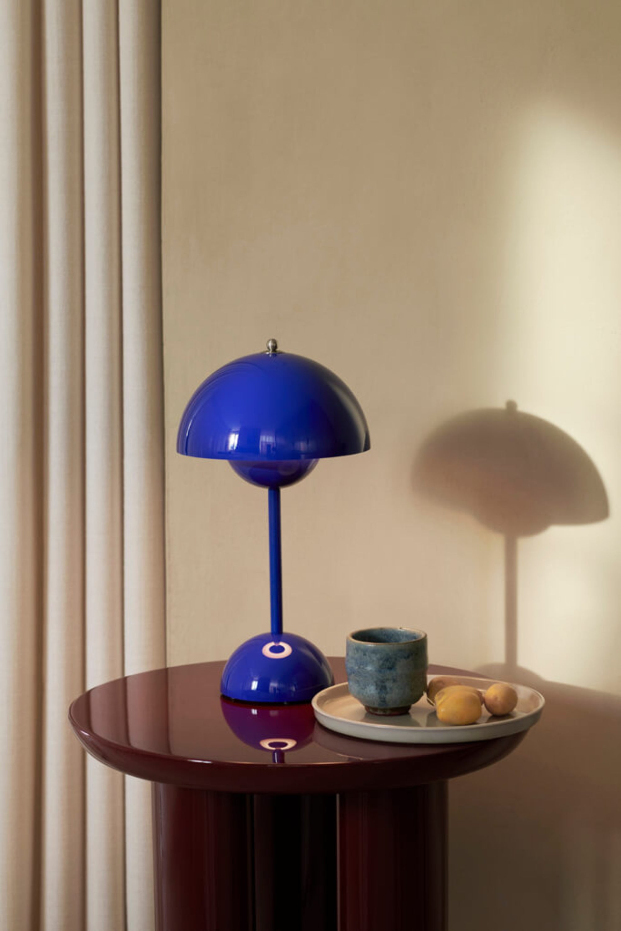 Flowerpot VP9 cobalt blue | &Tradition | Home of Solinfo