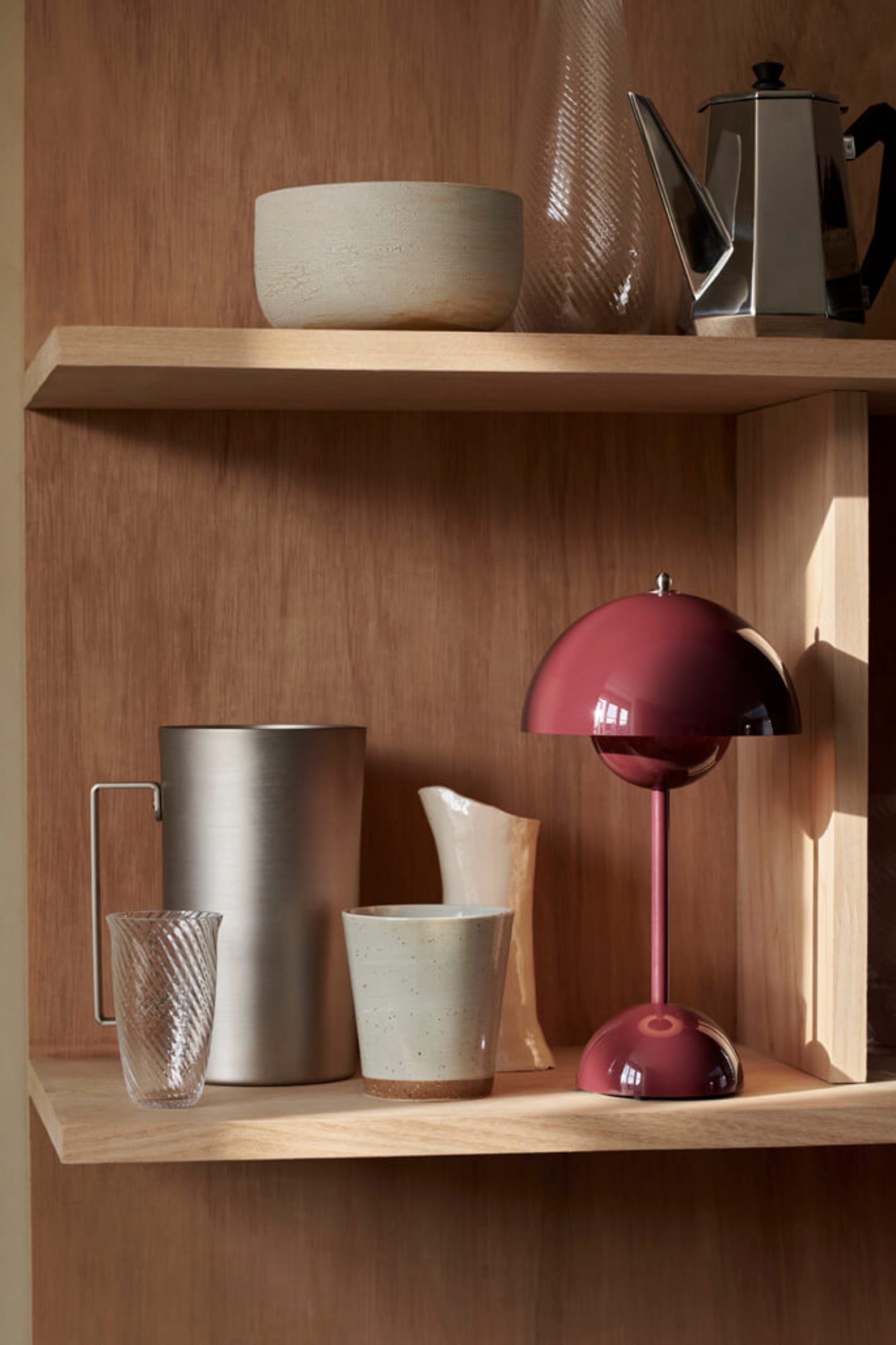 Flowerpot VP9 dark plum | &Tradition | Home of Solinfo