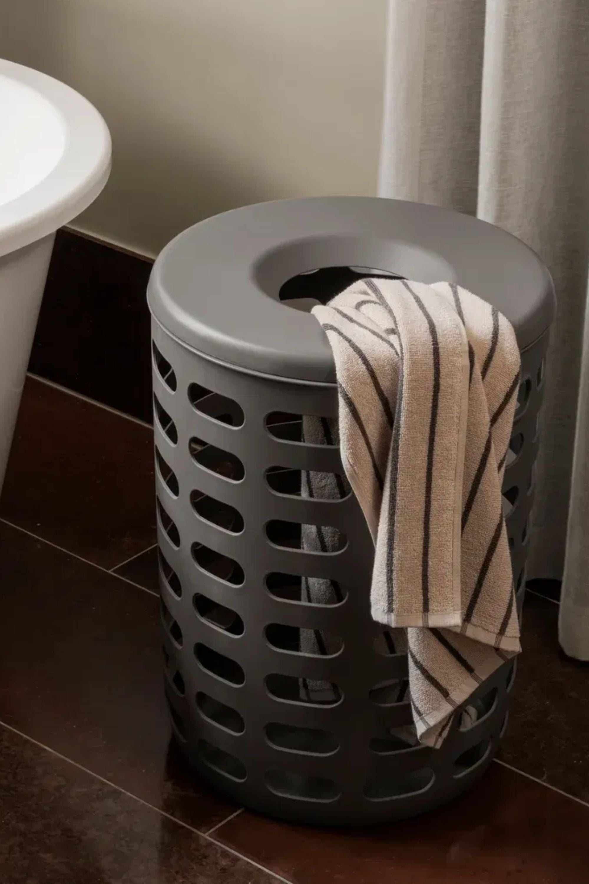 Arto Handtowel moonbeam/magnet