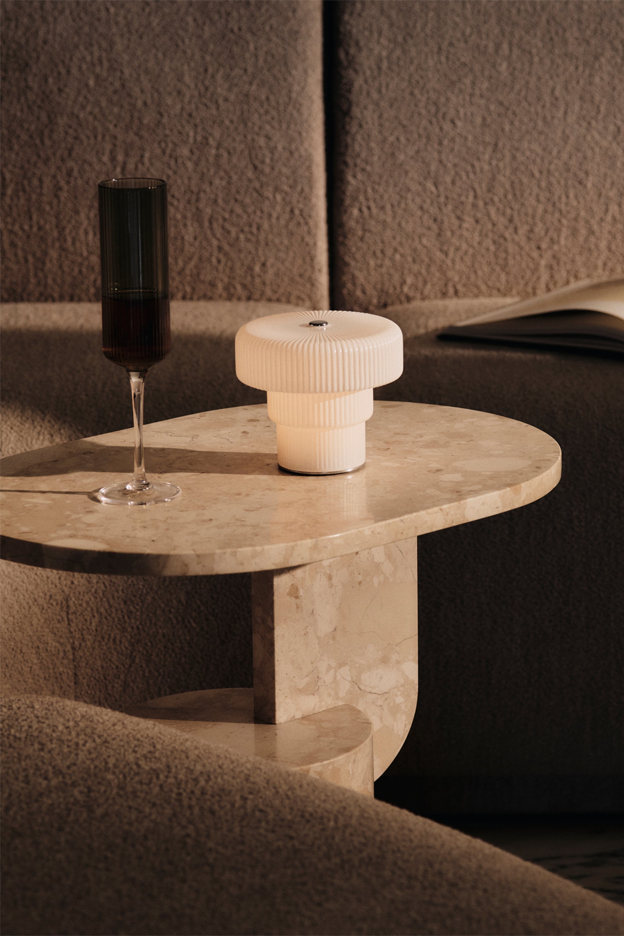 Insert márvány lerakóasztal