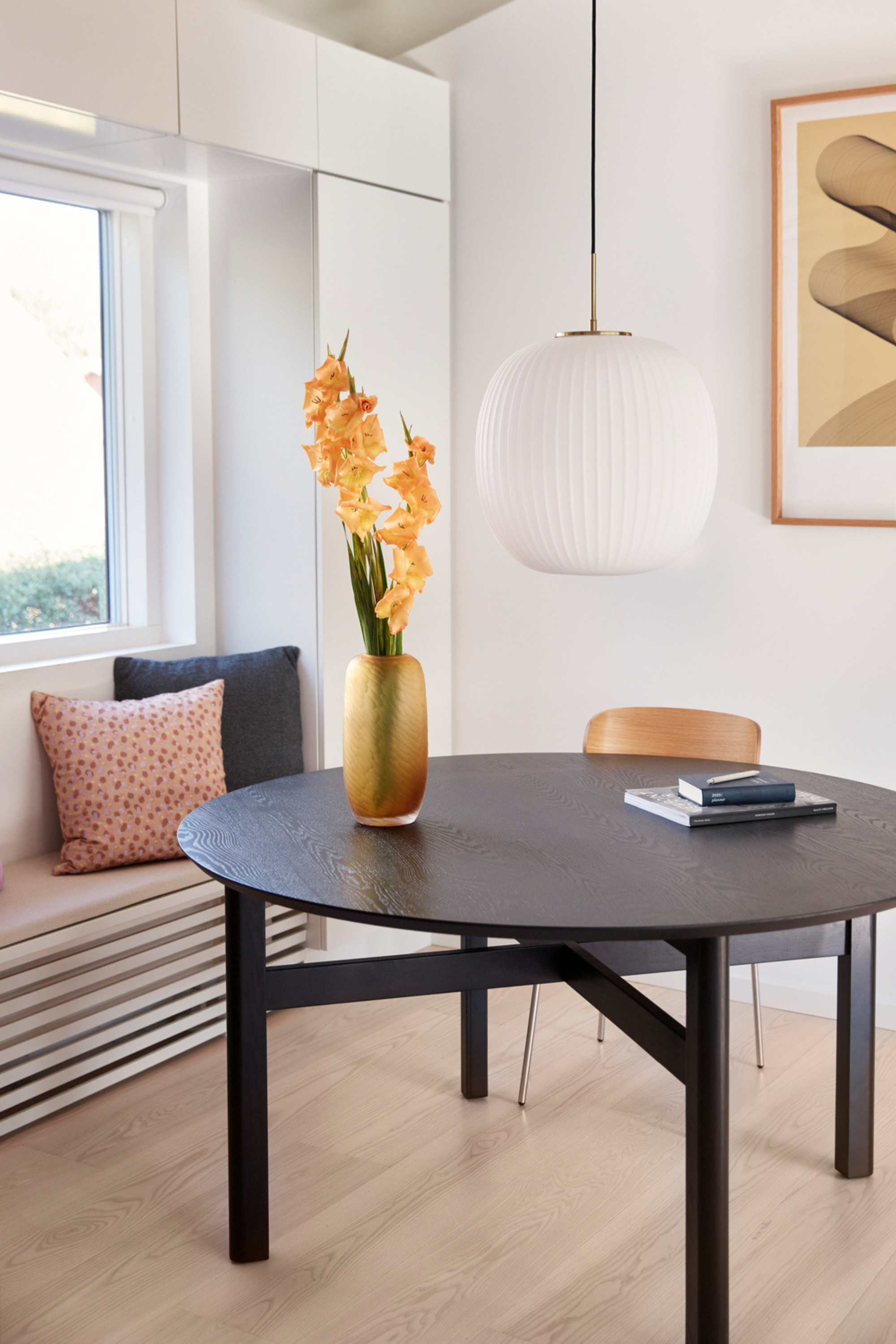 Molecule Vases Amber set of 2