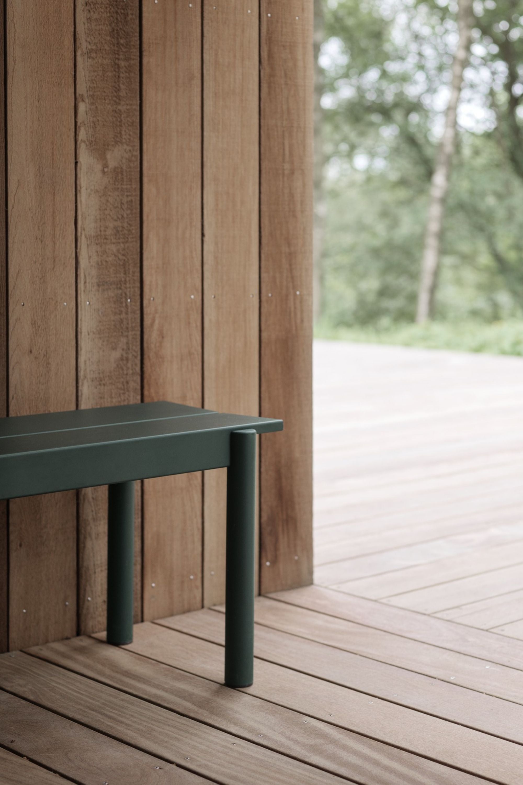 Linear sötétzöld kültéri pad