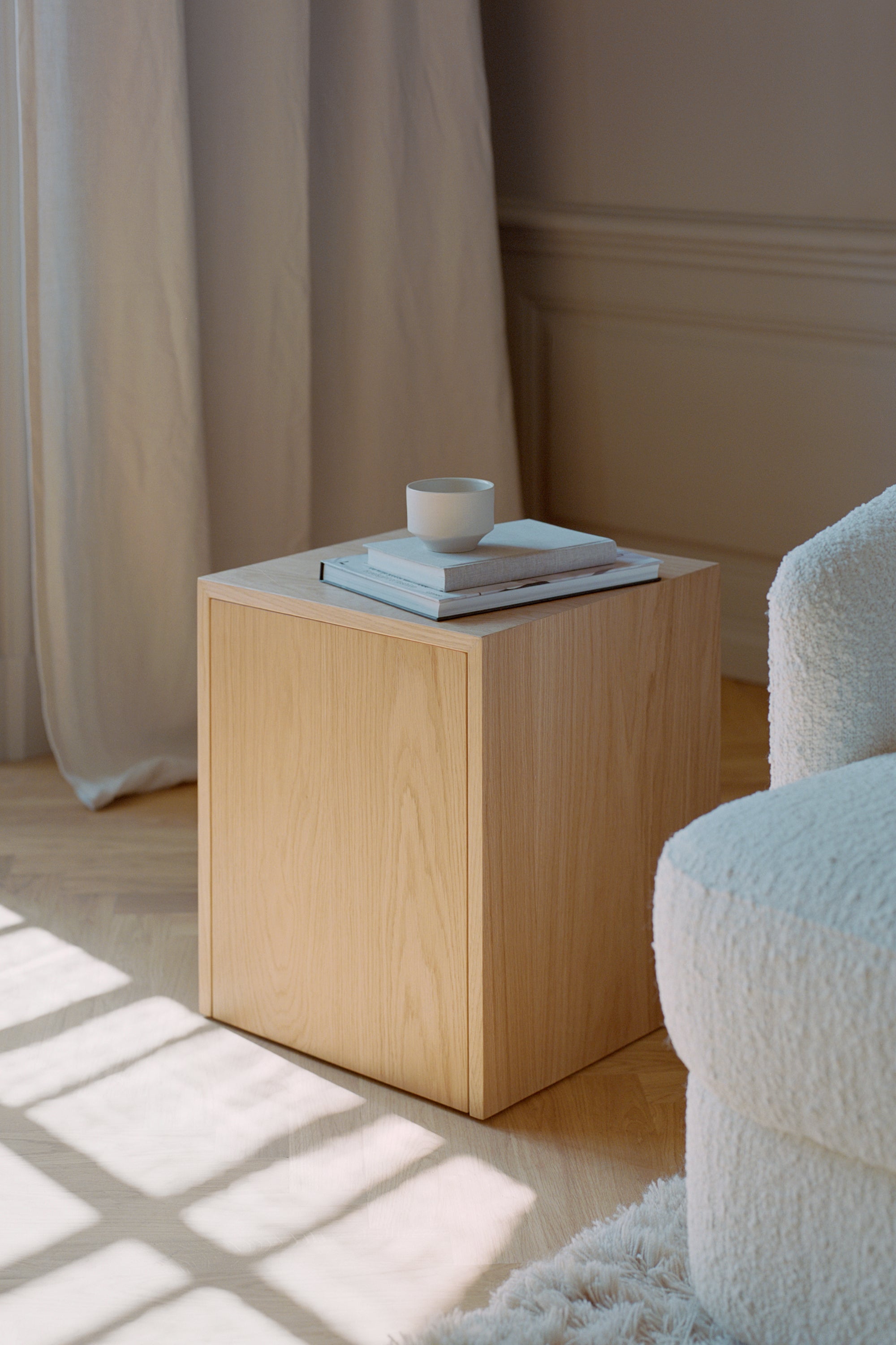 Mass tölgy fiókos lerakóasztal