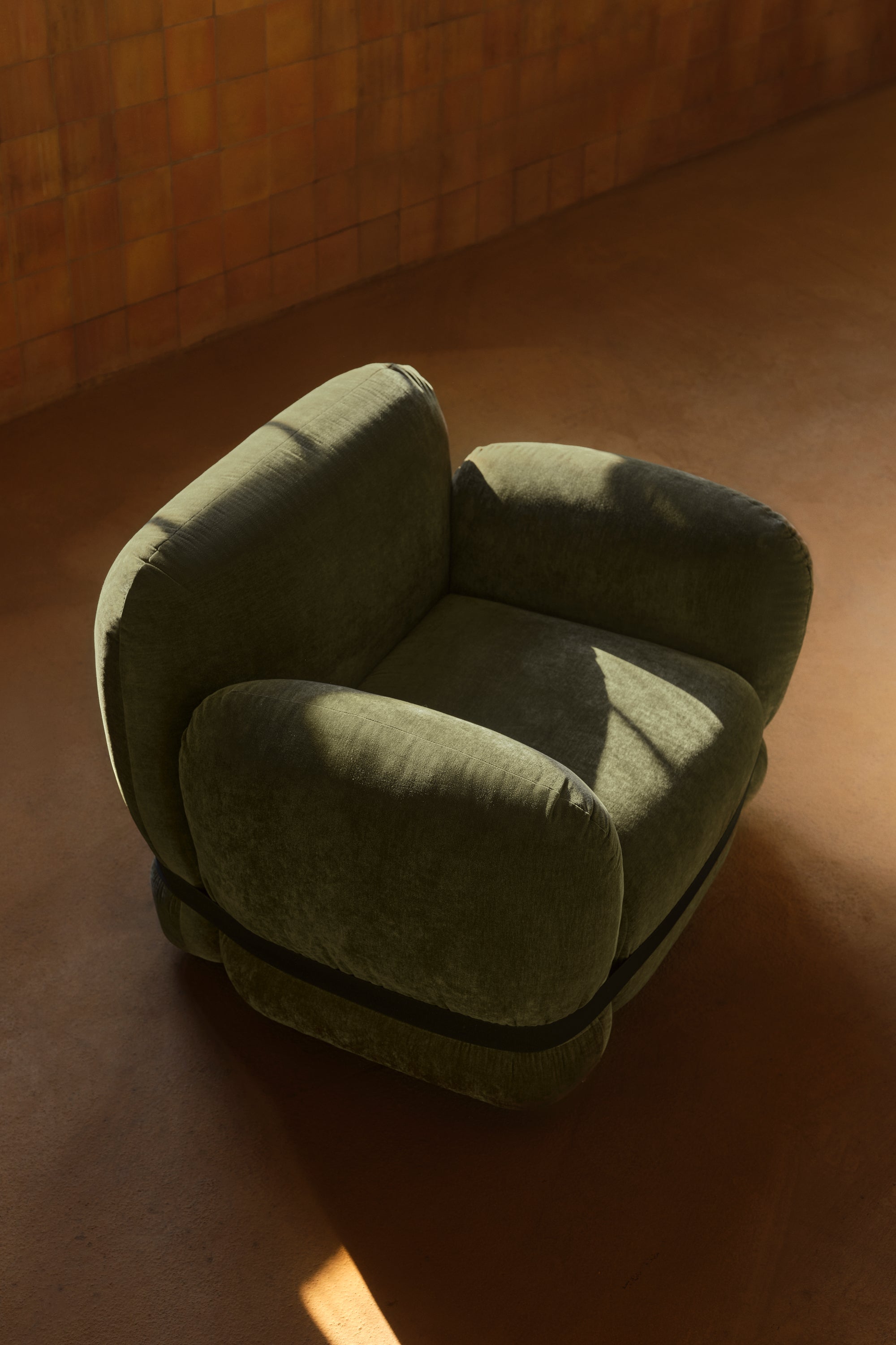 Sqeeze Moss Olive Armchair