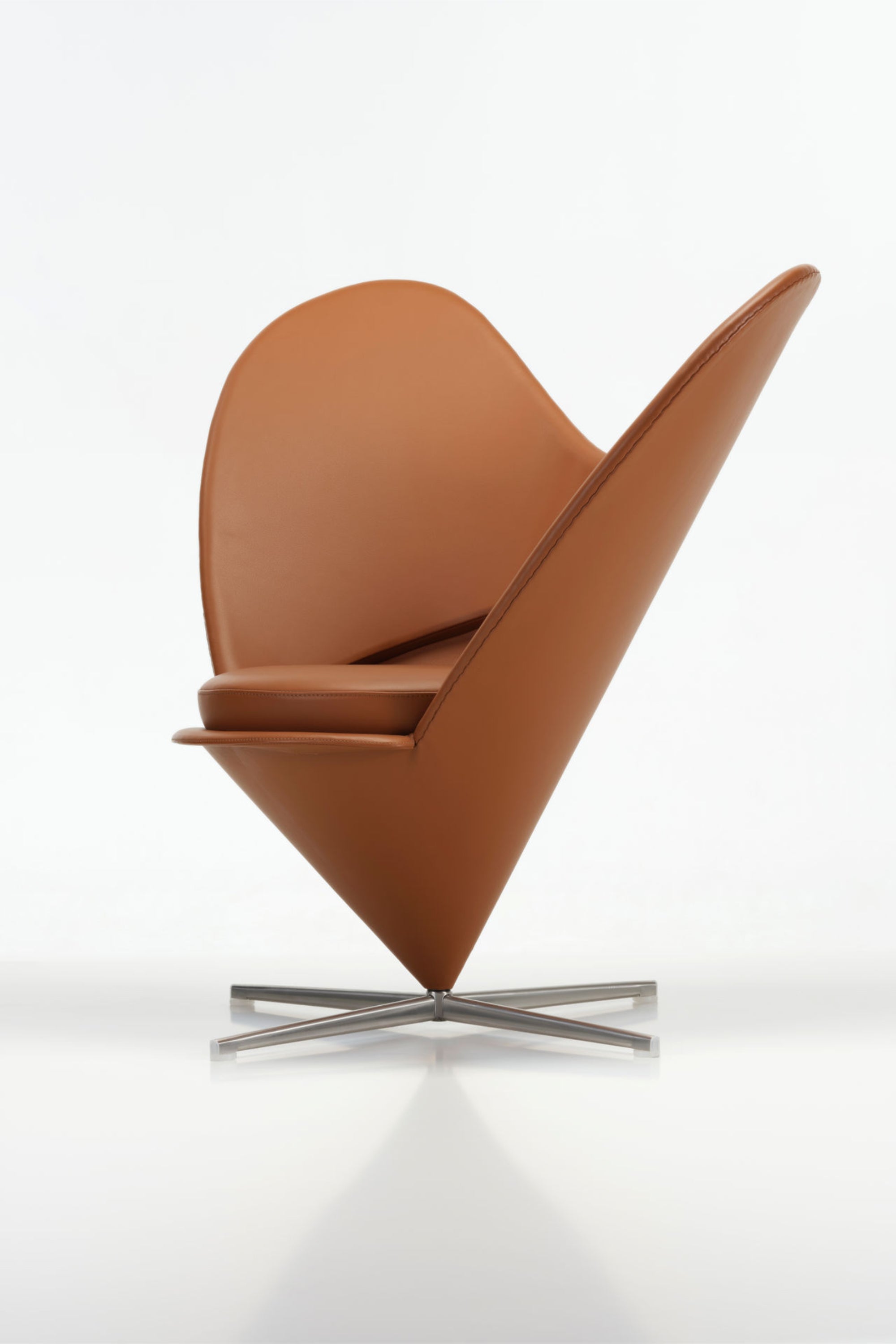 Panton Heart Cone Chair cognac leather