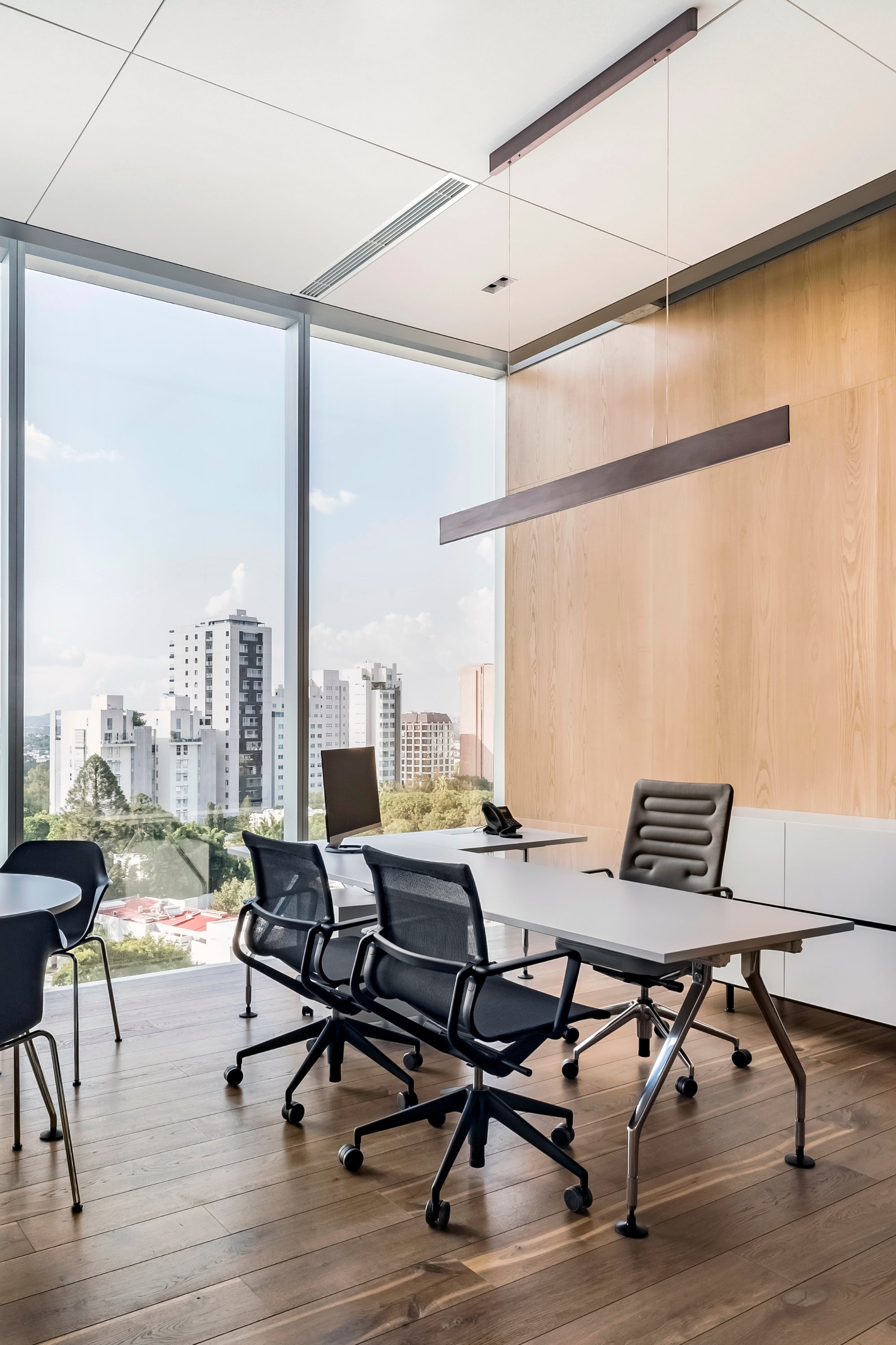 Physix office chair black