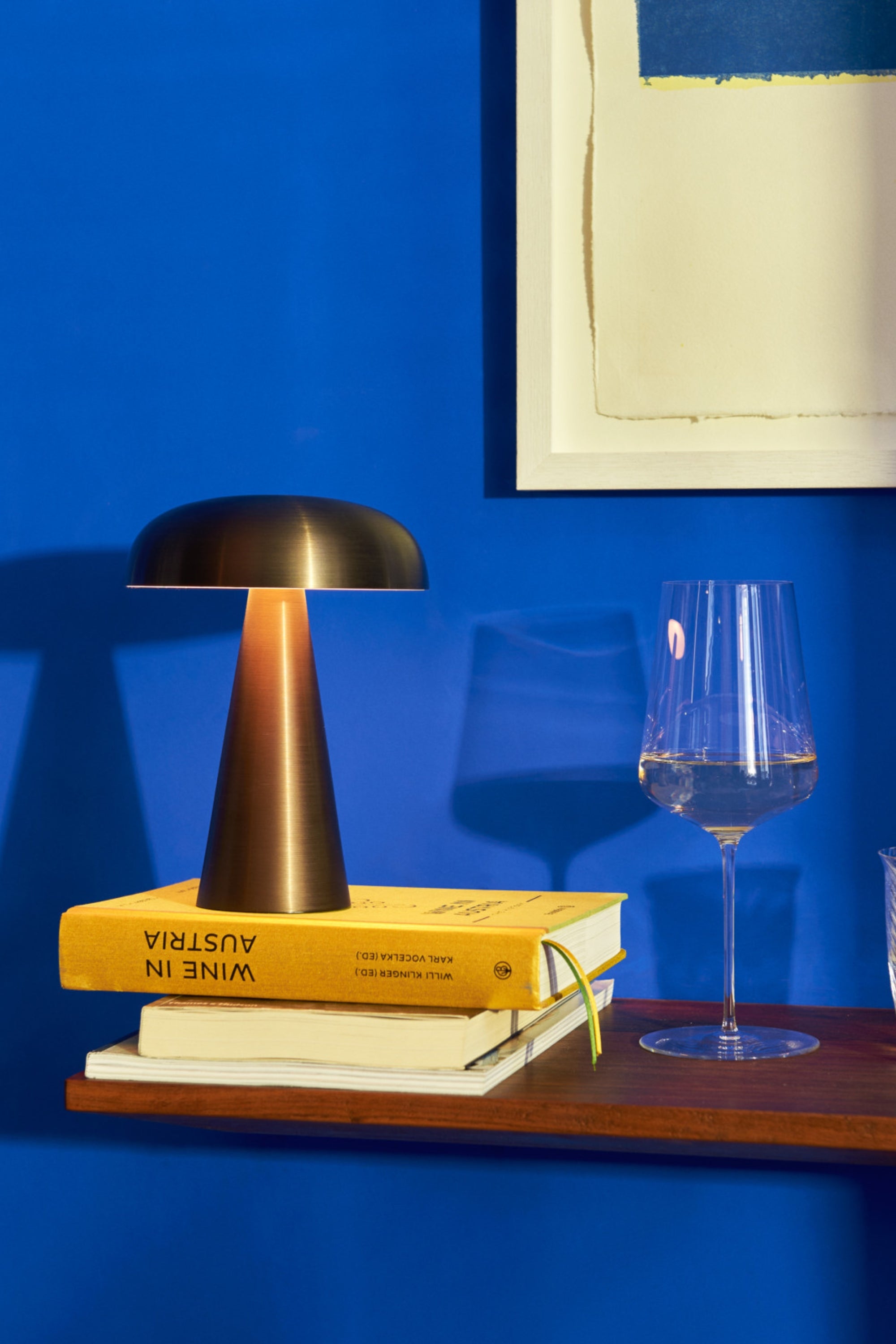 Como brown portable table lamp