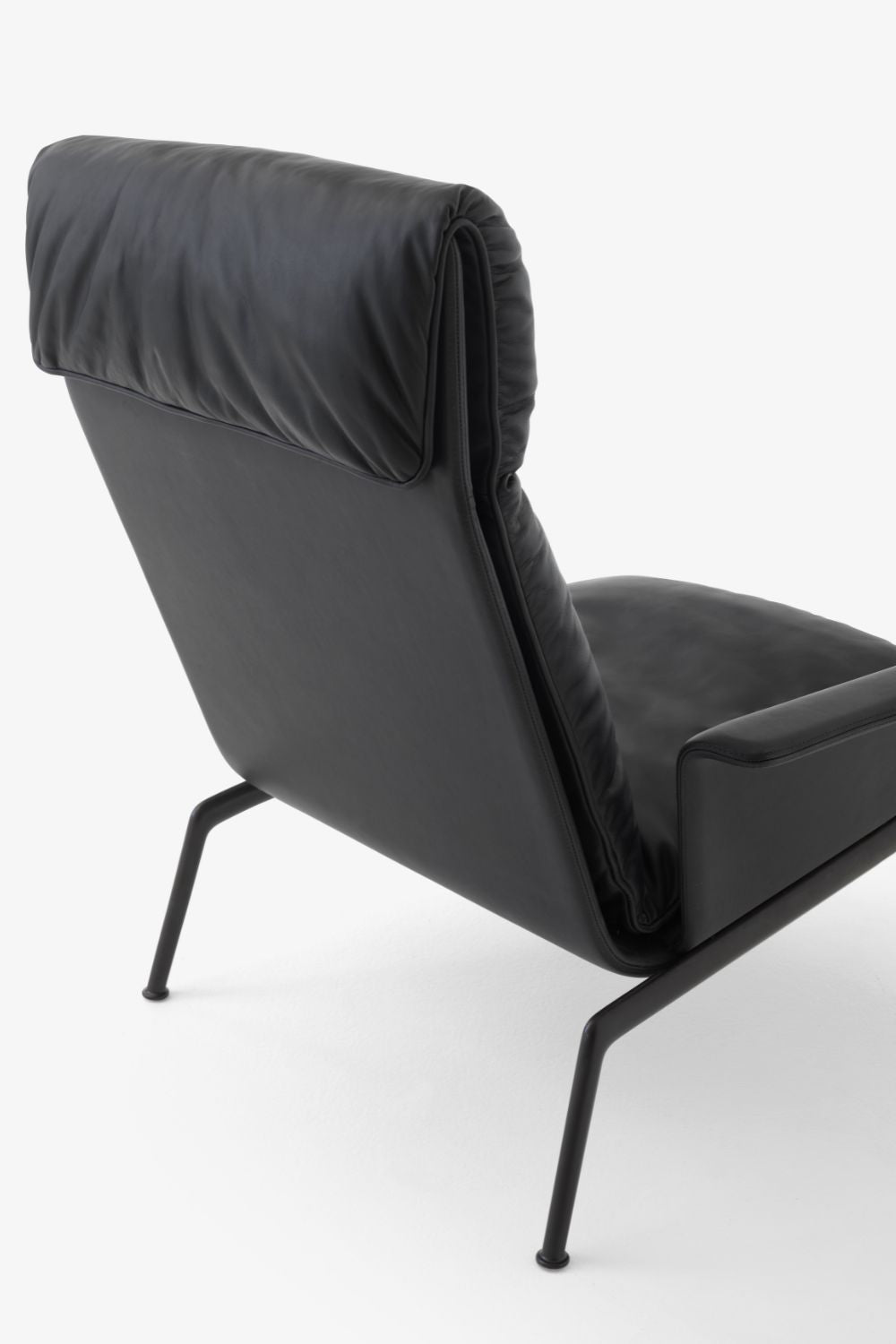 Muno LN17 Lounge Chair | &Tradition | Home of Solinfo