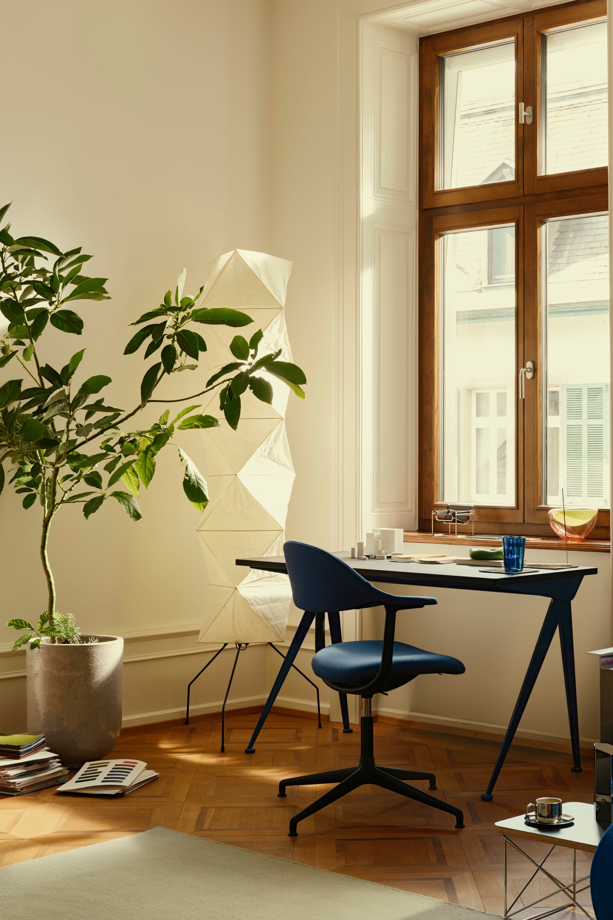 Akari UF4-L8 Standard állólámpa