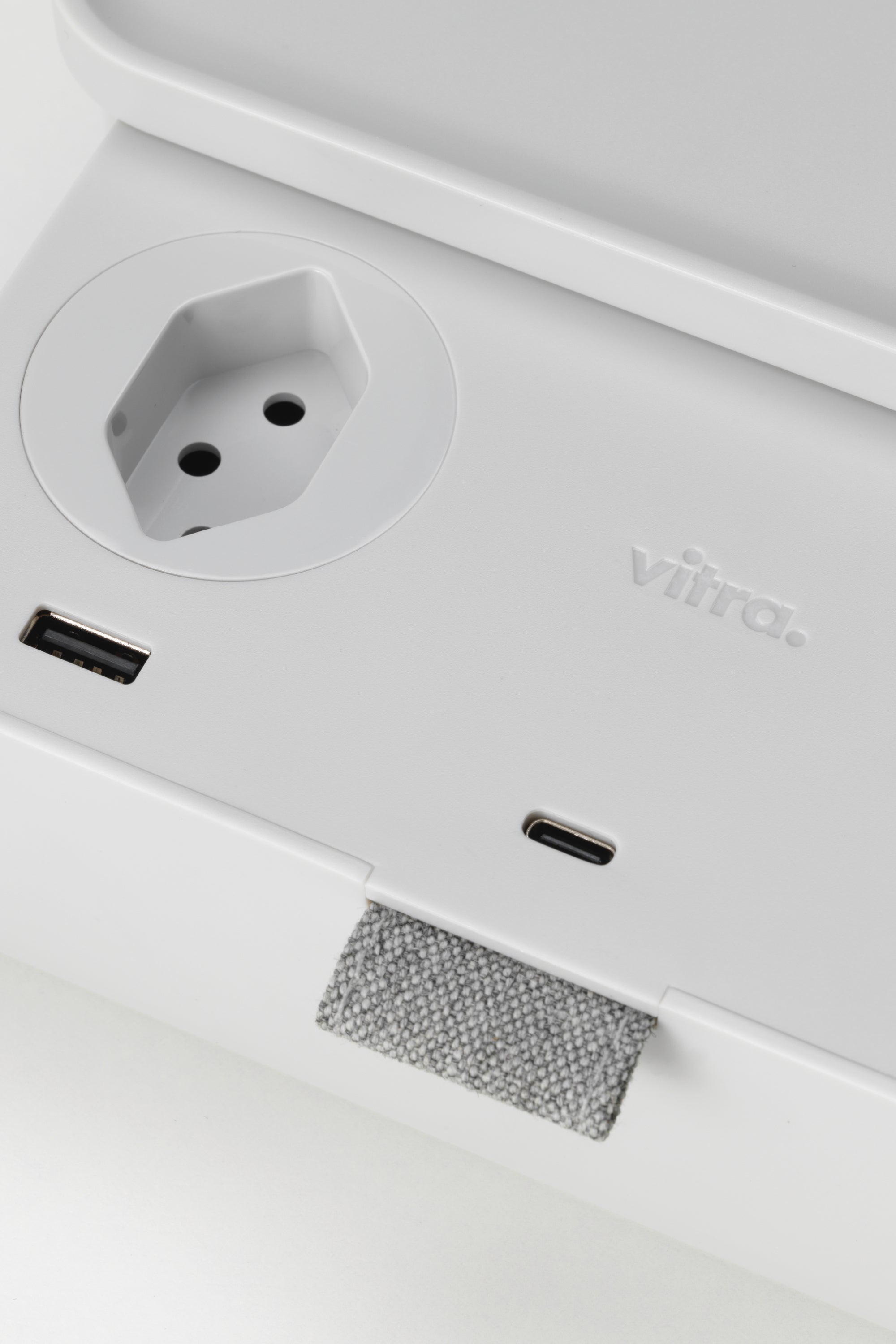 Ampi Soft Grey charger