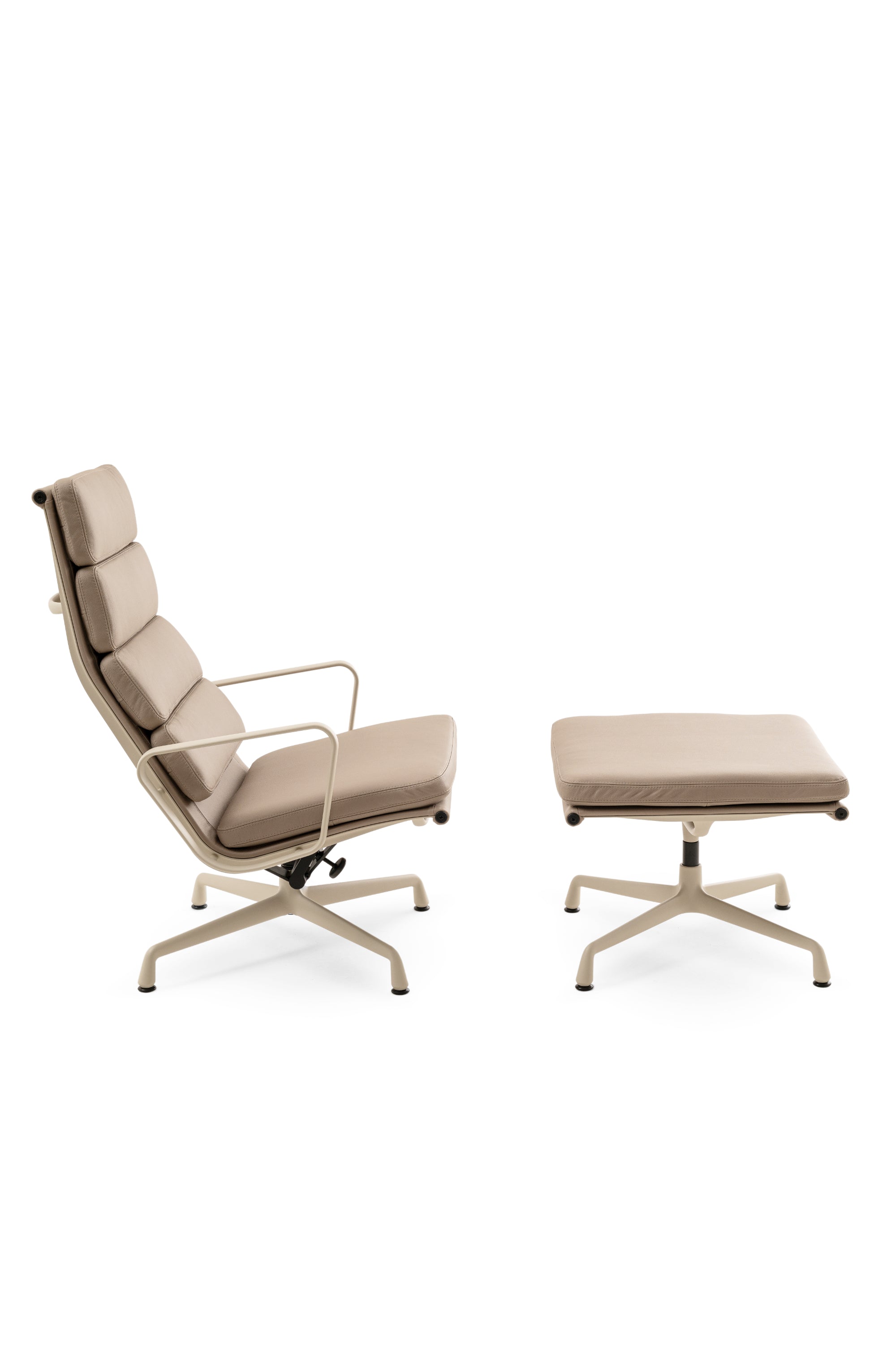 EA 124&125 Soft Pad Lounge Chair & Ottoman