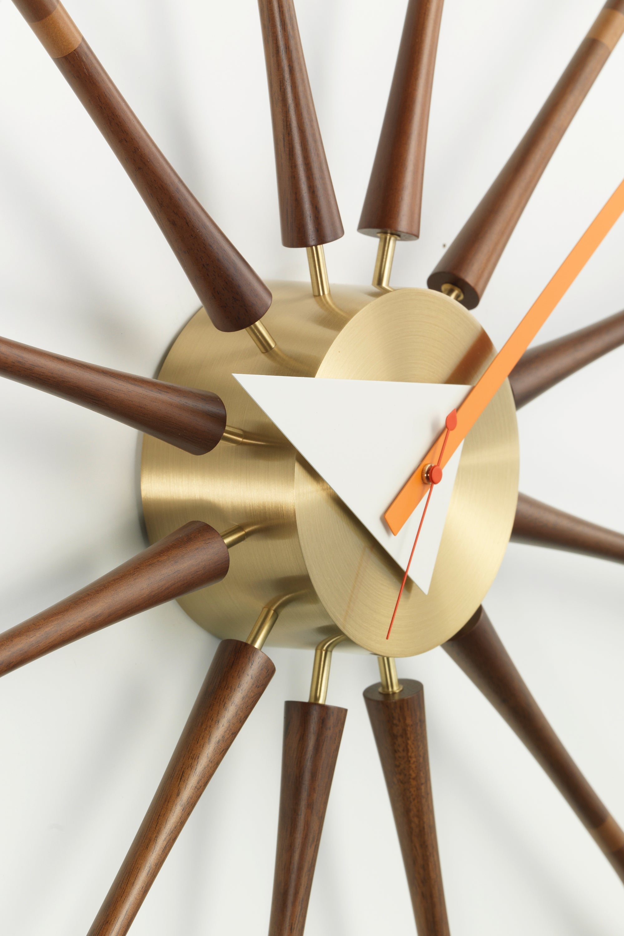 Spindle clock