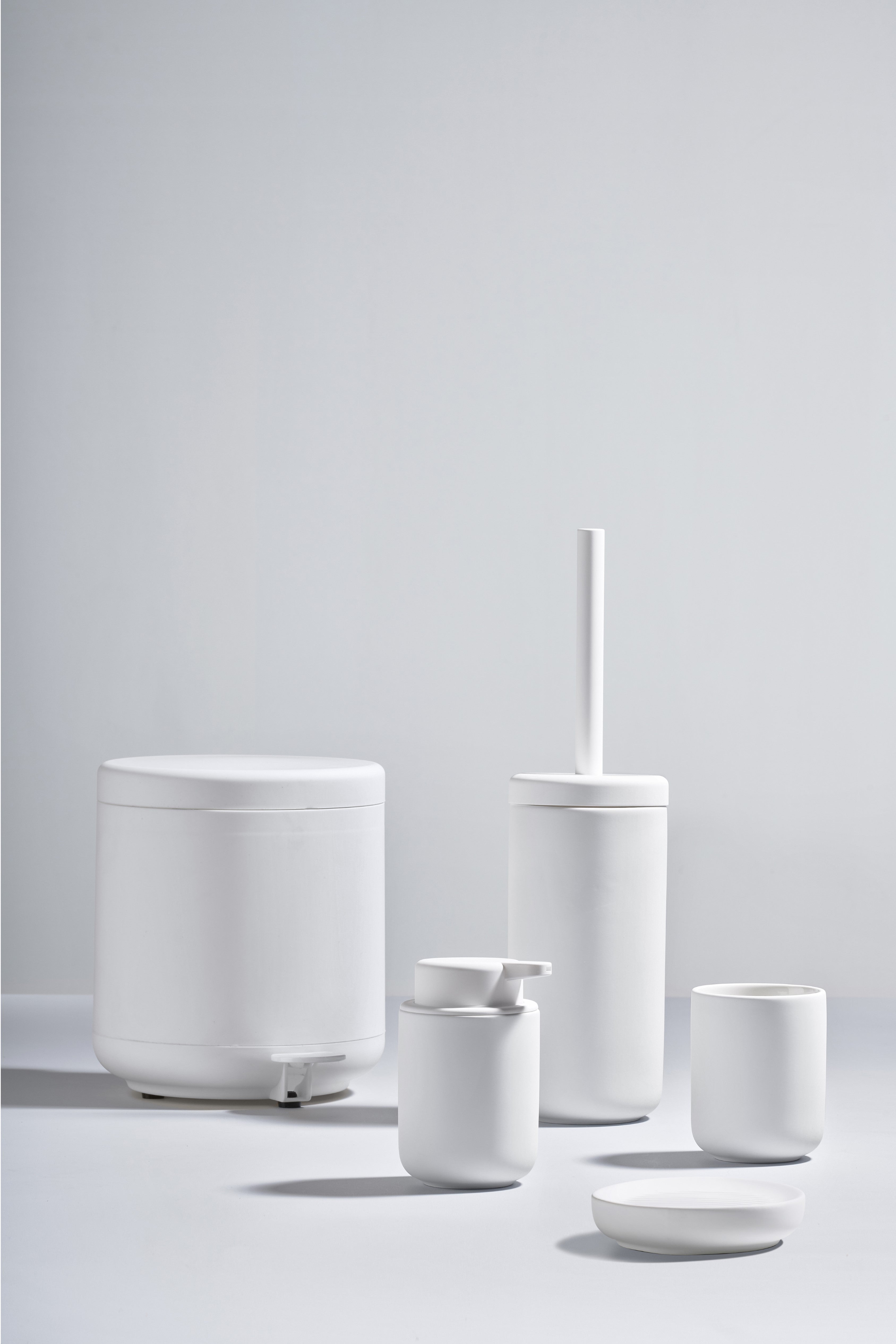 Ume White Pedal Bin | Zone Denmark | Home of Solinfo