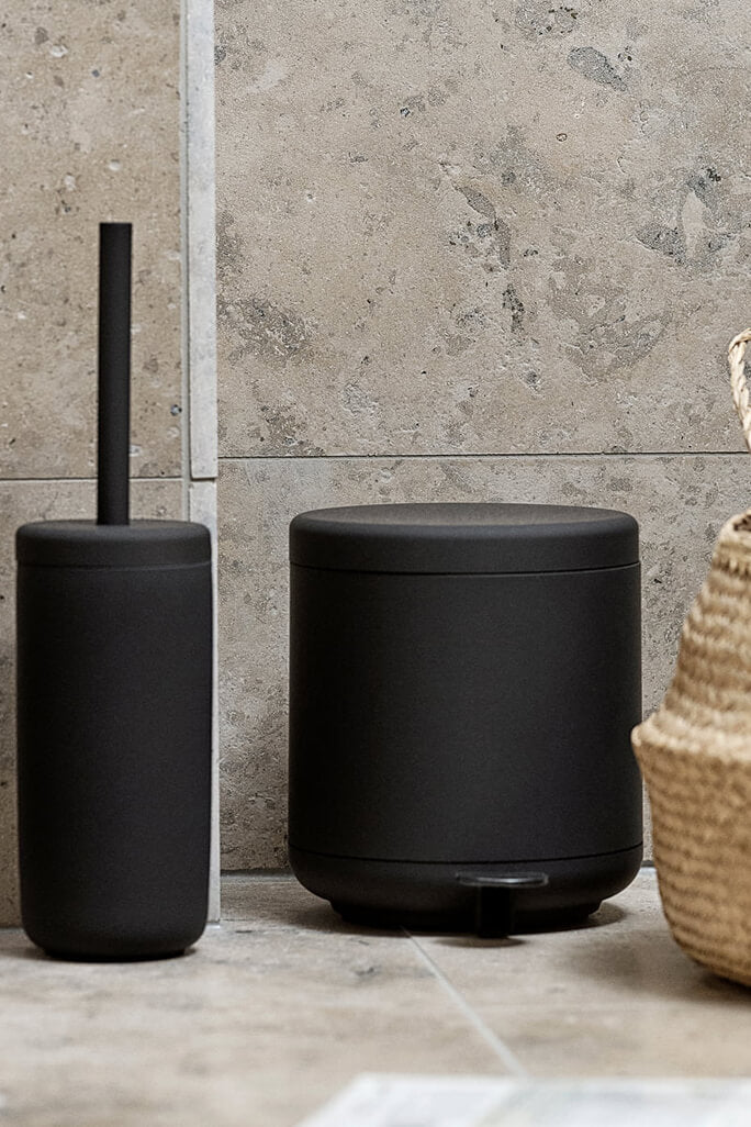 Ume Pedal Bin Black | Zone Denmark | Home of Solinfo