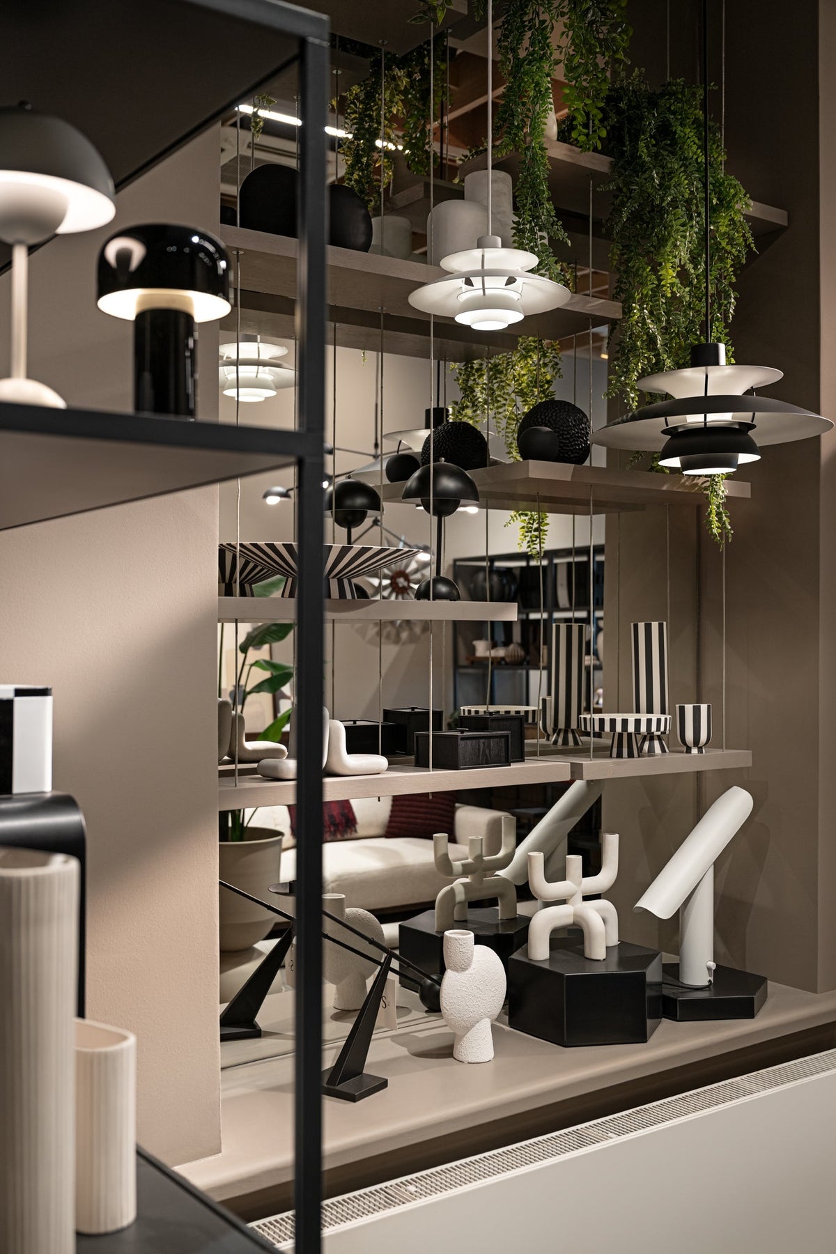 Home of Solinfo_USM office_showroom