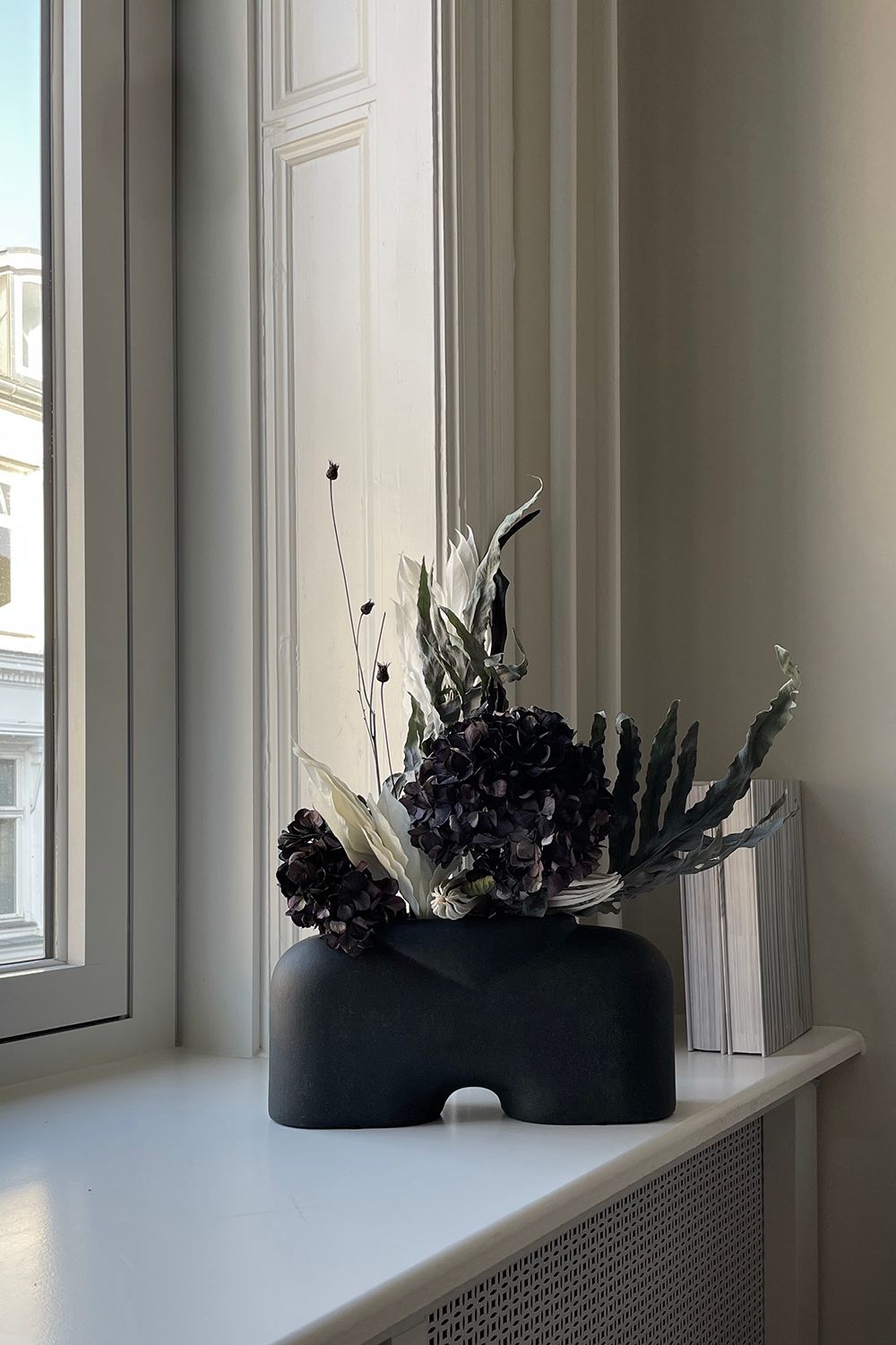Cobra Vase Fat Medio Black | 101 Copenhagen | Home of Solinfo