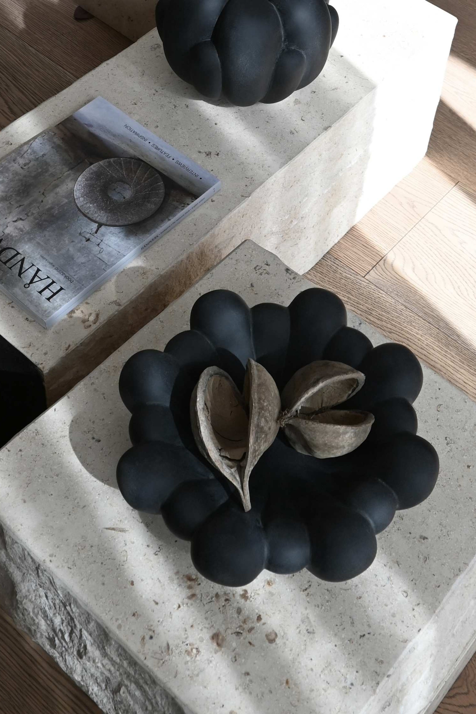 Bloom black medium tray