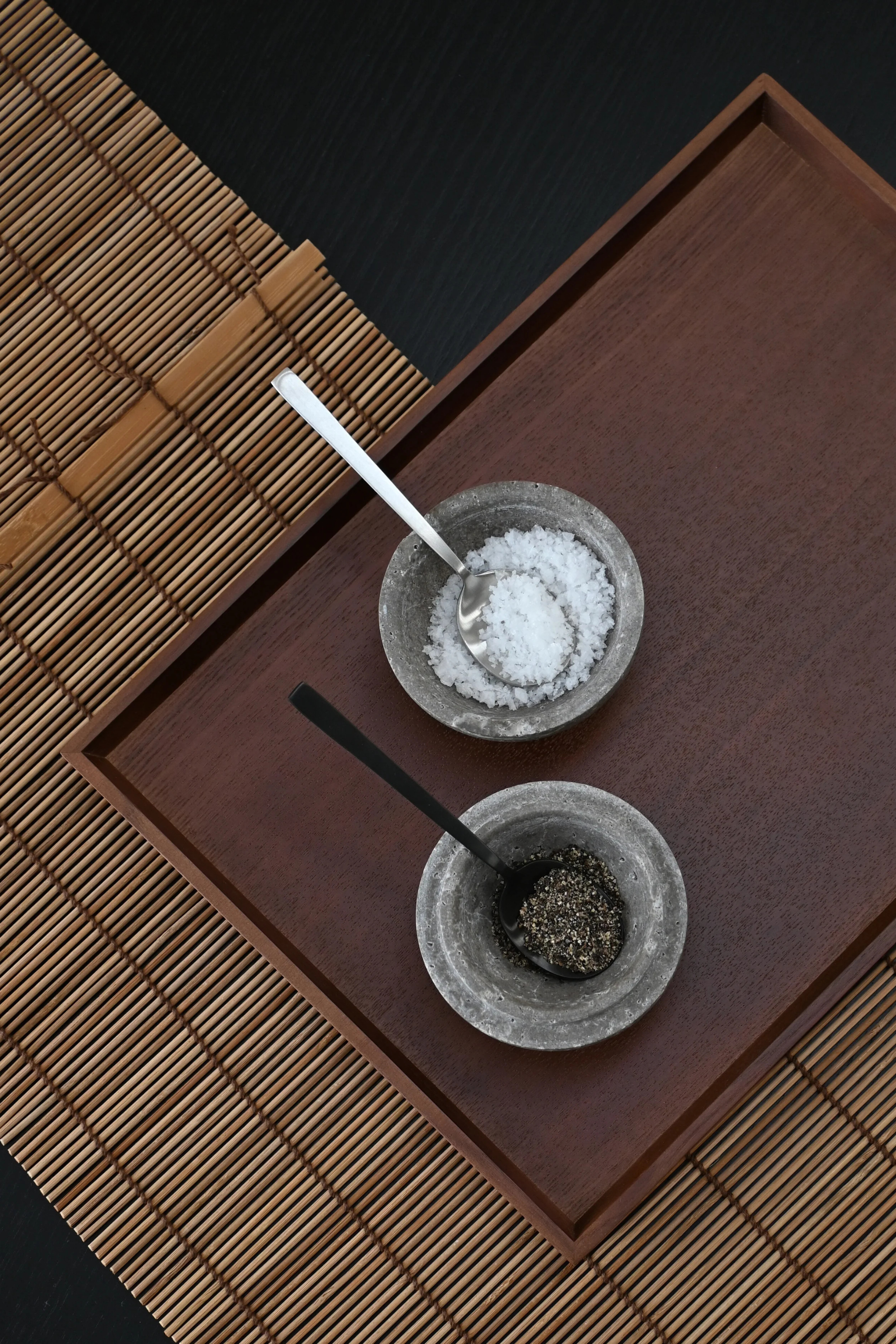 Enkei Jar, Mini - Earth Silver Travertine