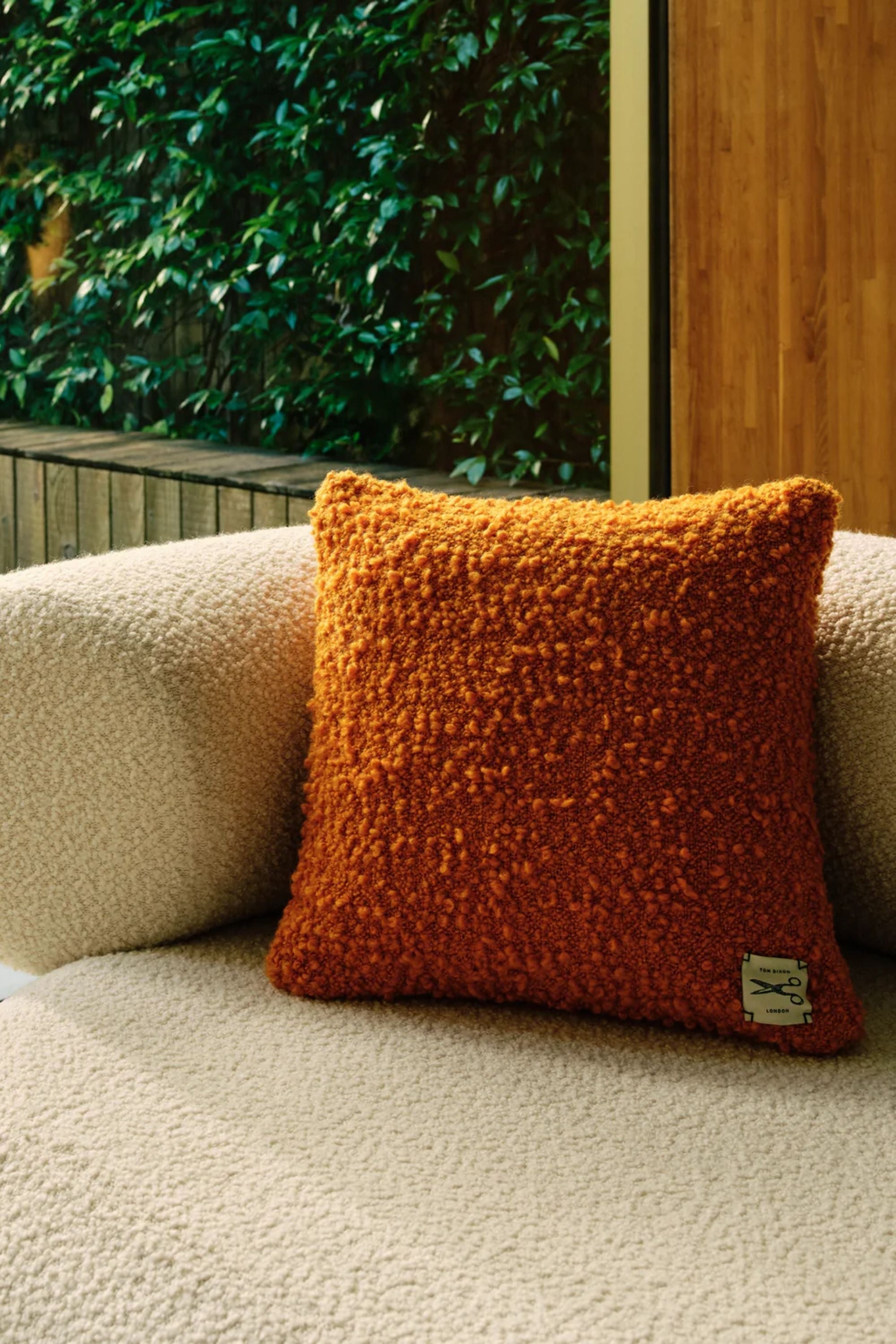 Bobble párna okkersárga