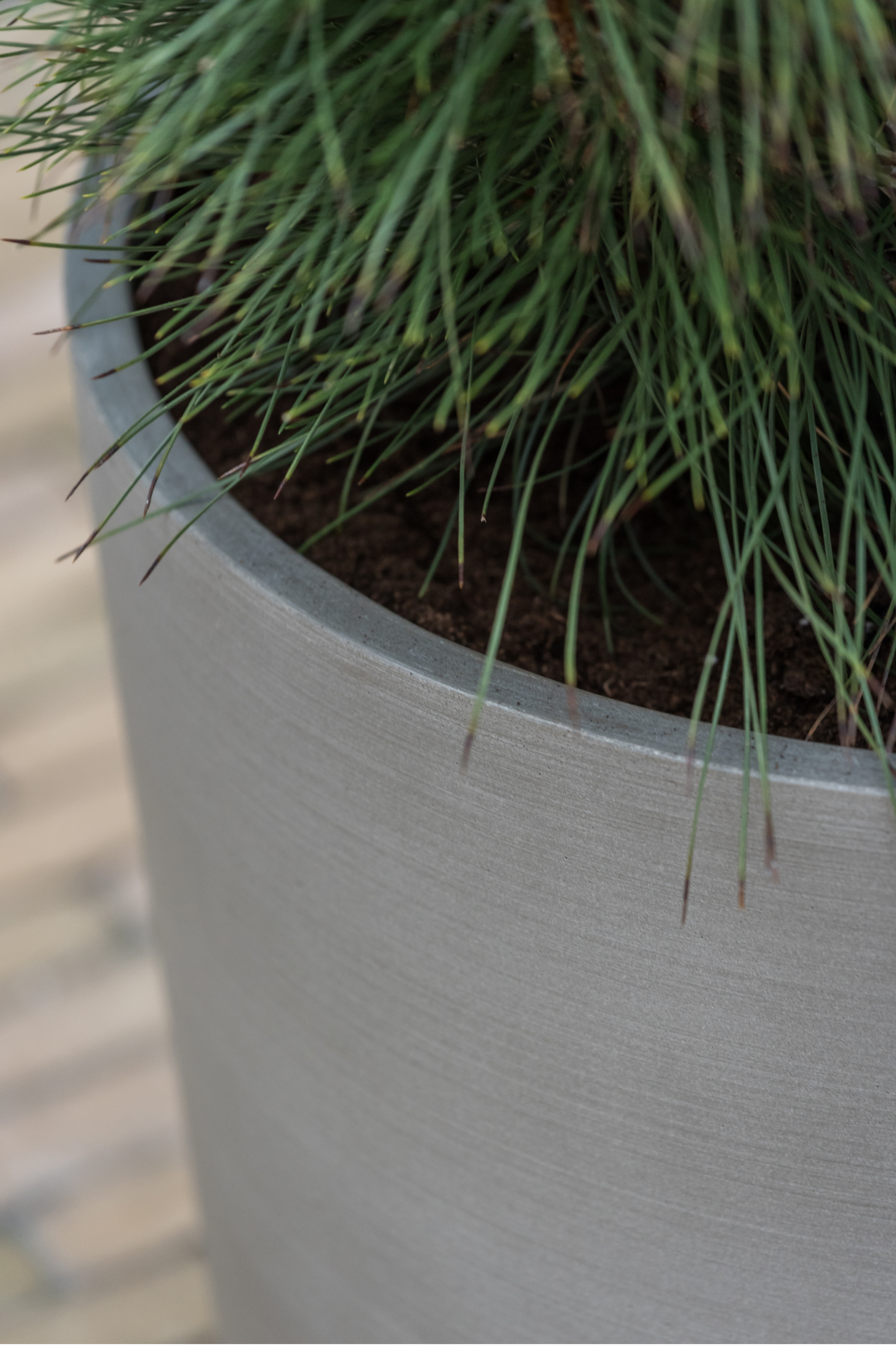 Max M Clouded Grey Flowerpot