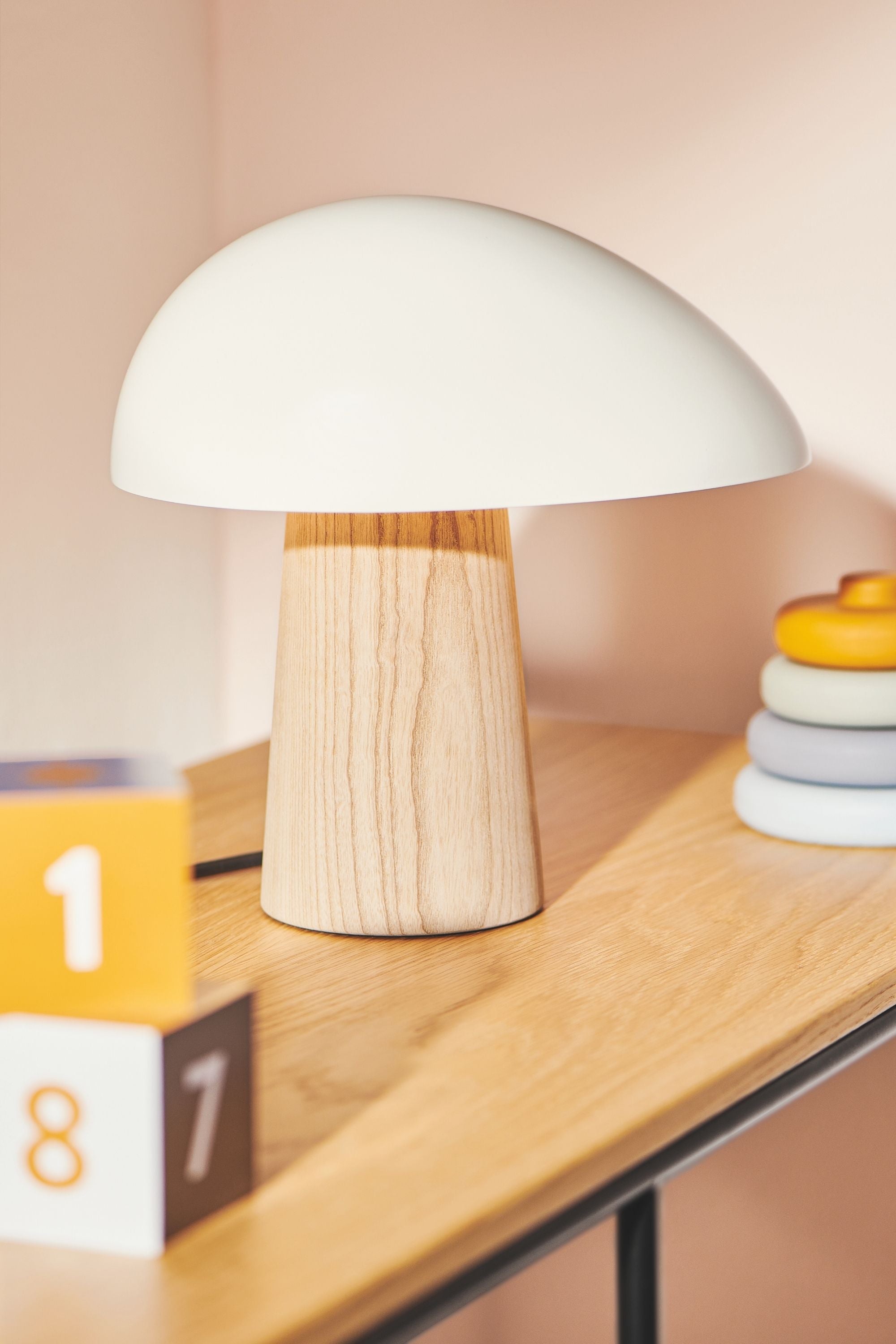 Night Owl™ Table Lamp smokey white/ash