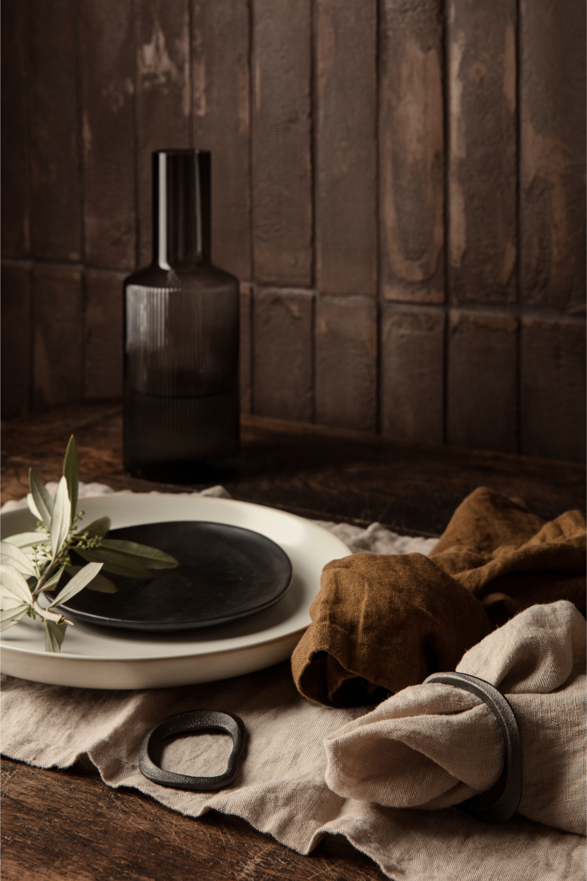 Flow napkin ring set of 4 black