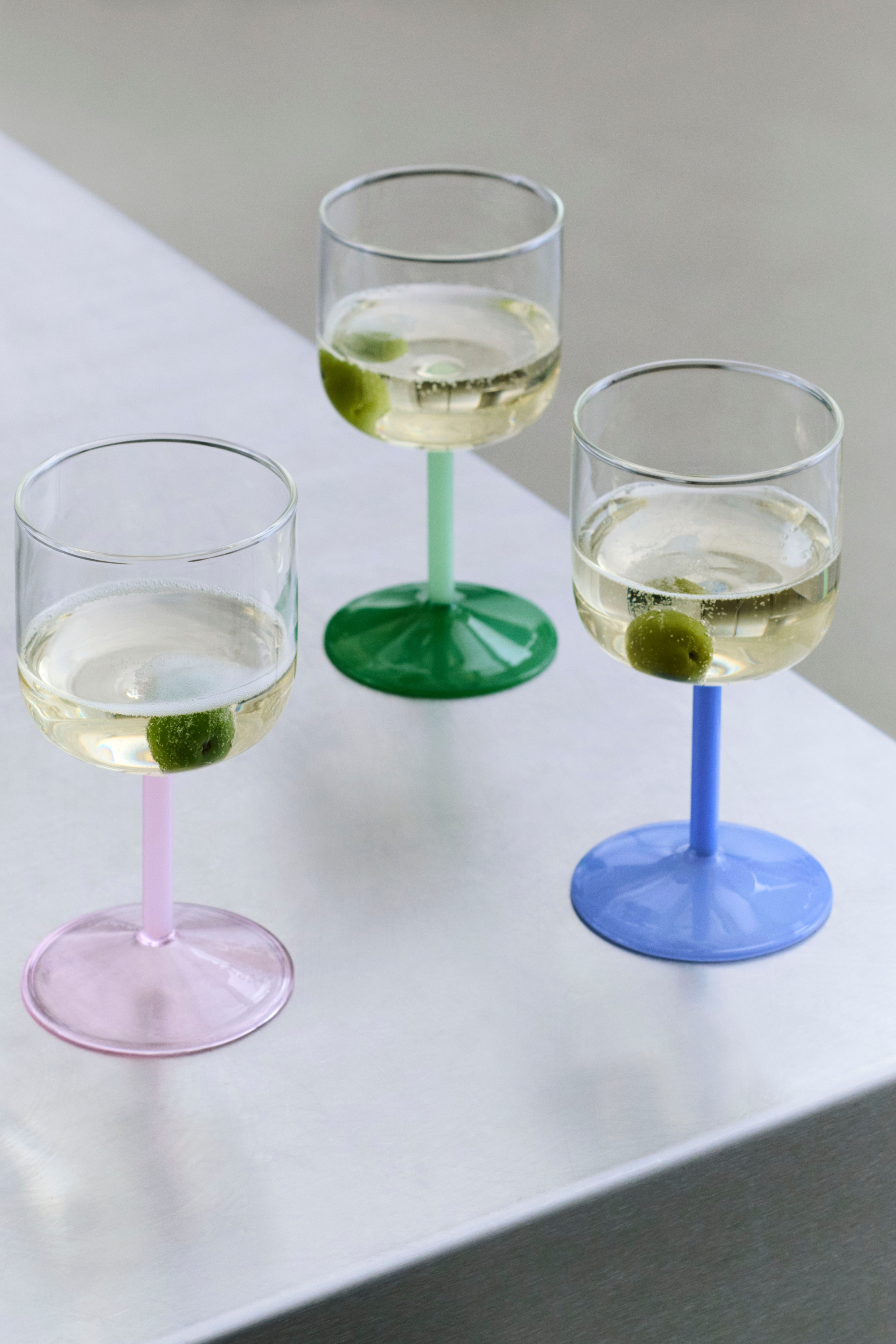 Tint Jade Pink Wine Glass Set