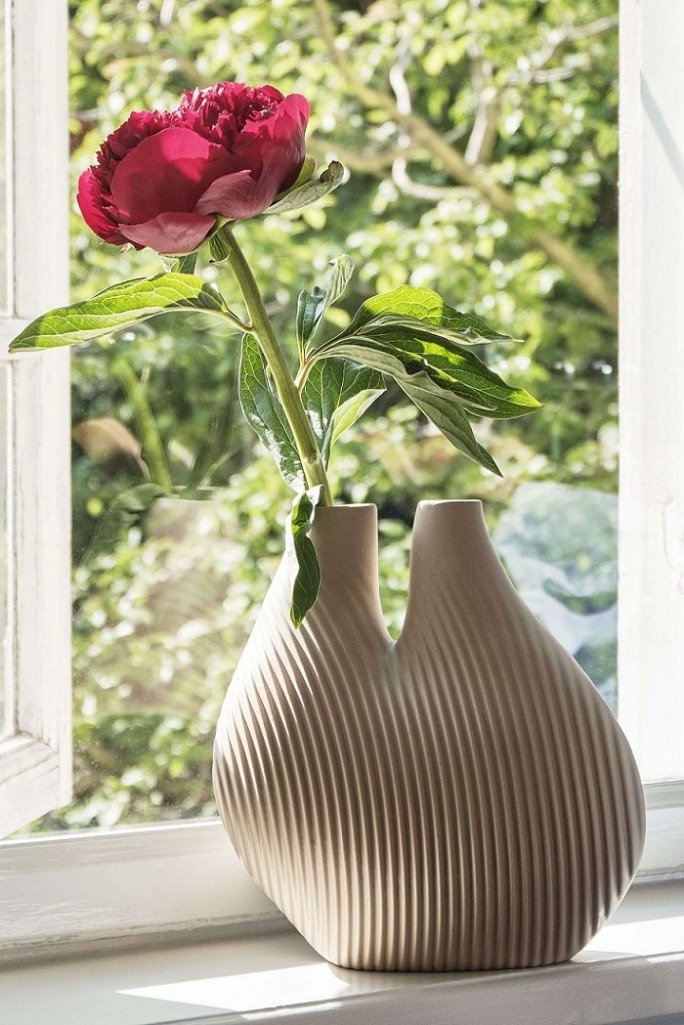 W&S Chamber vase, light beige