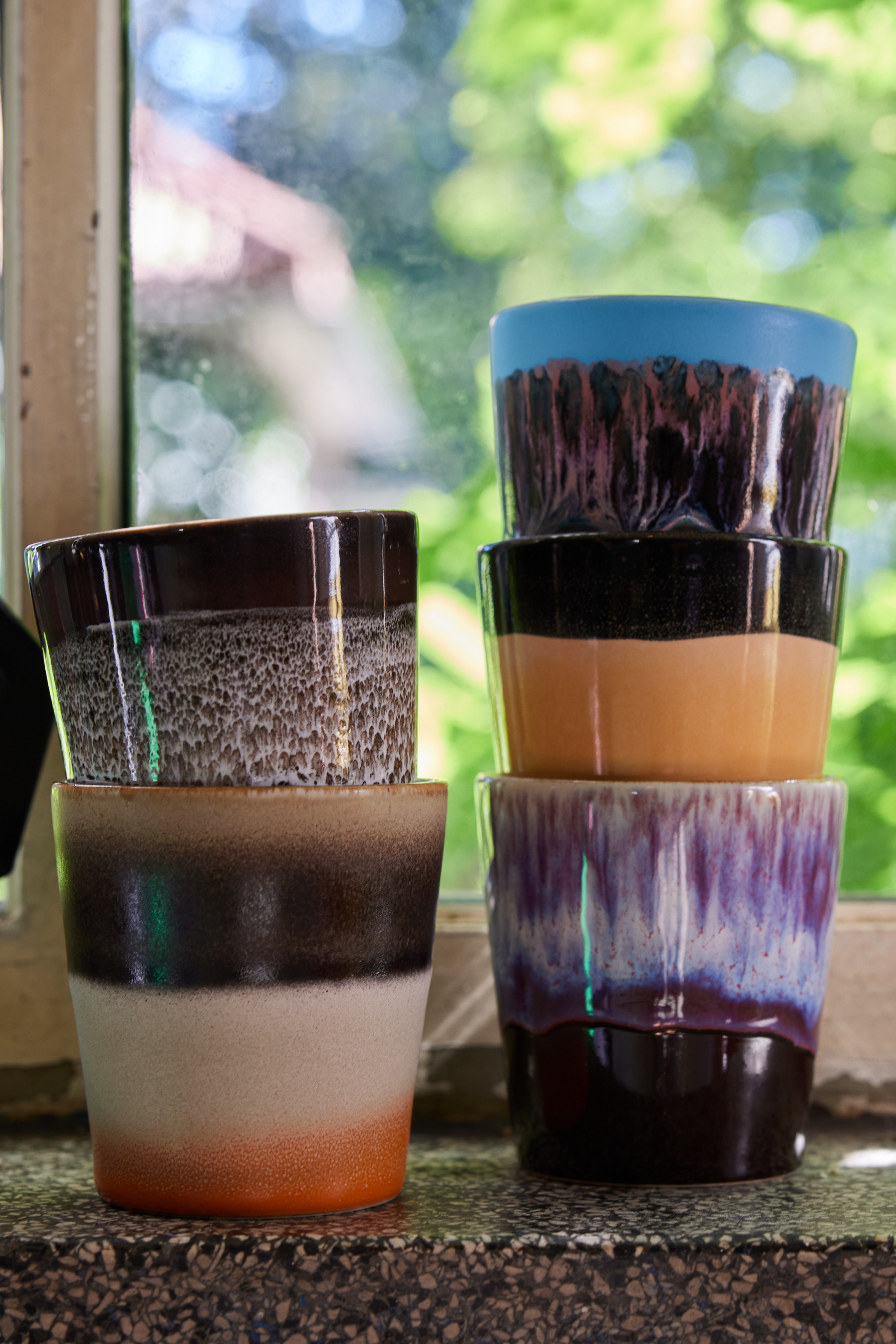 70s ceramics: coffee mug yeti