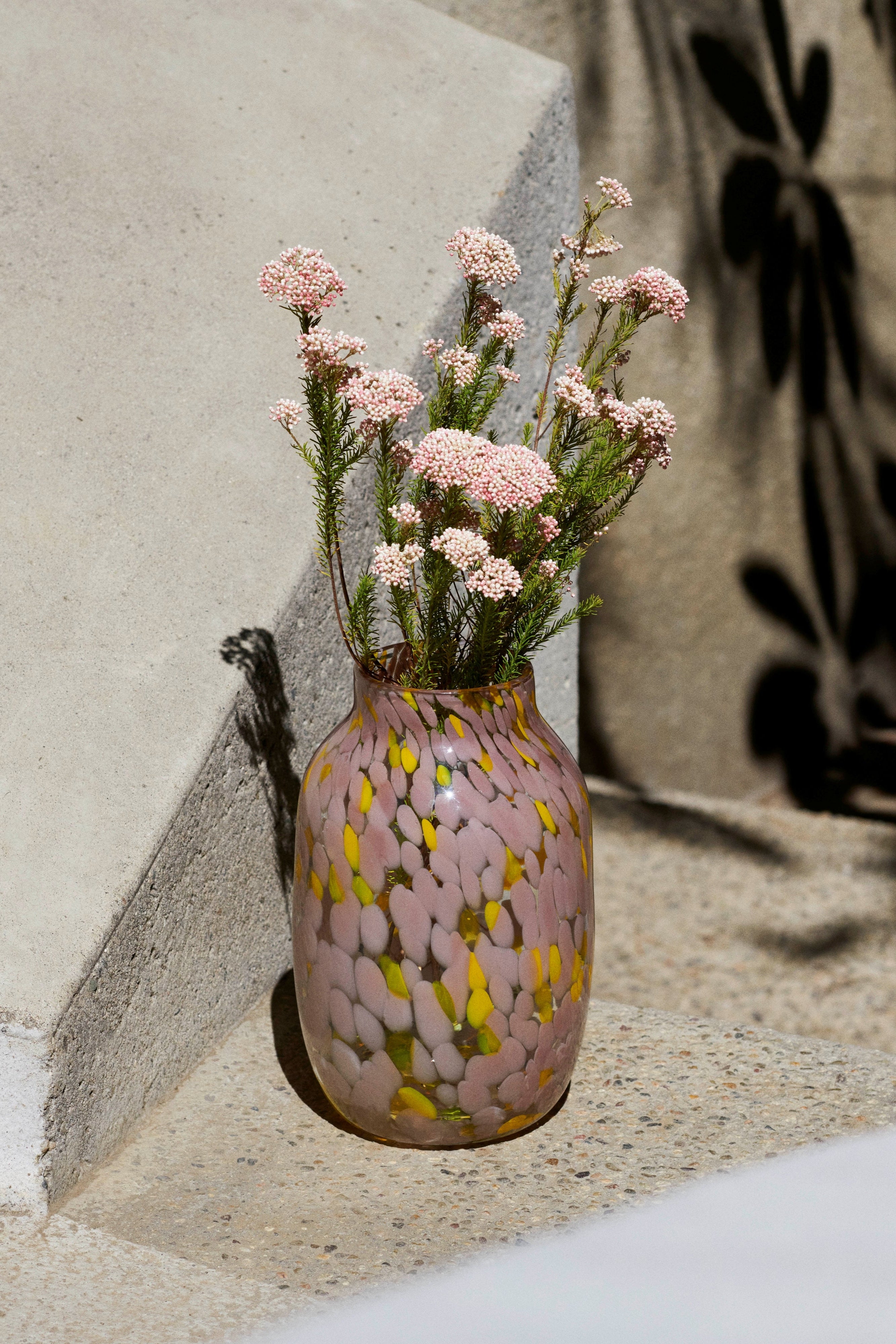 Splash Vase Round-Large-Light pink and yellow | Hay | Home of Solinfo